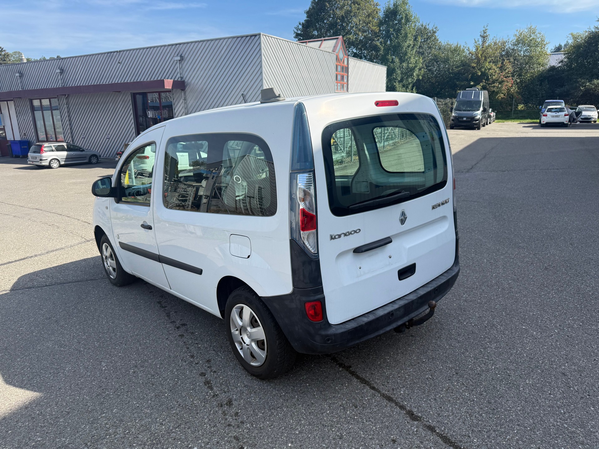 RENAULT Kangoo Z.E.-image-5
