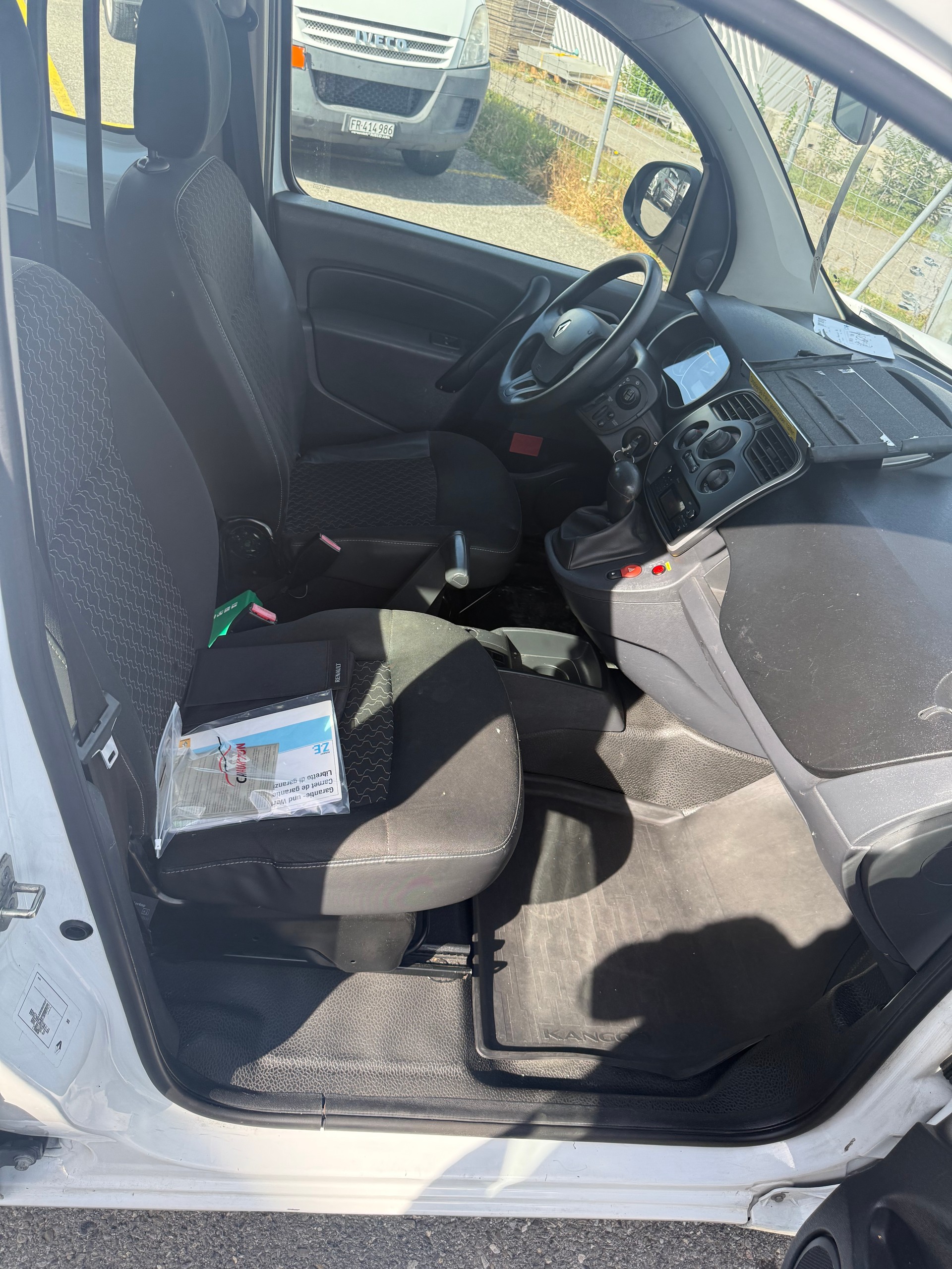 RENAULT Kangoo Z.E.-image-7