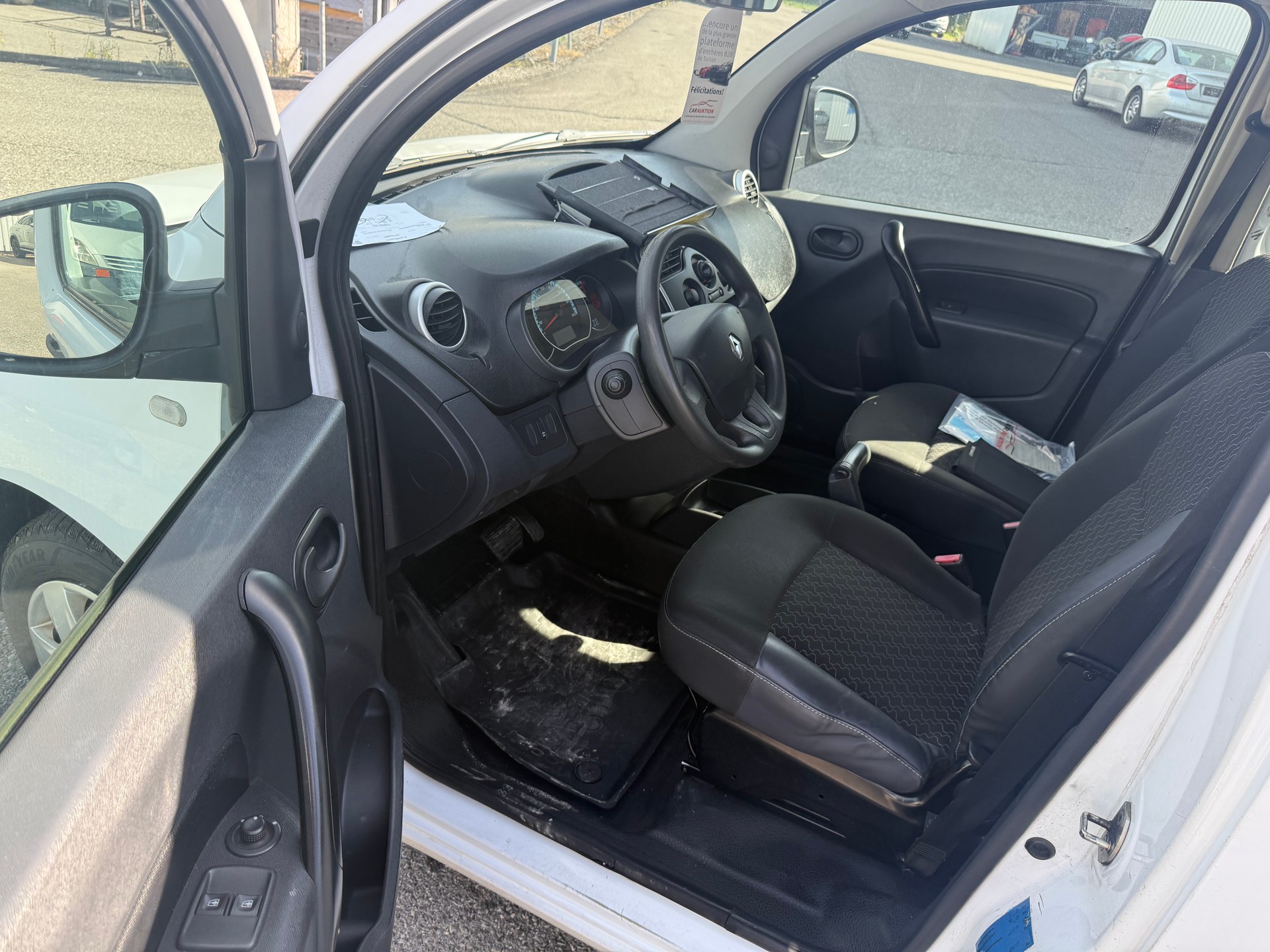 RENAULT Kangoo Z.E.-image-10