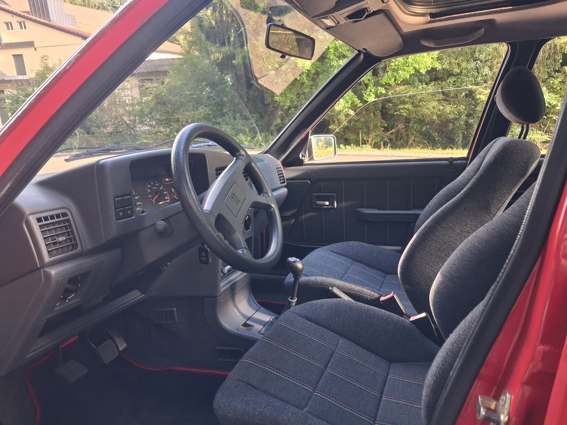 PEUGEOT 1.6 Flair-image-4