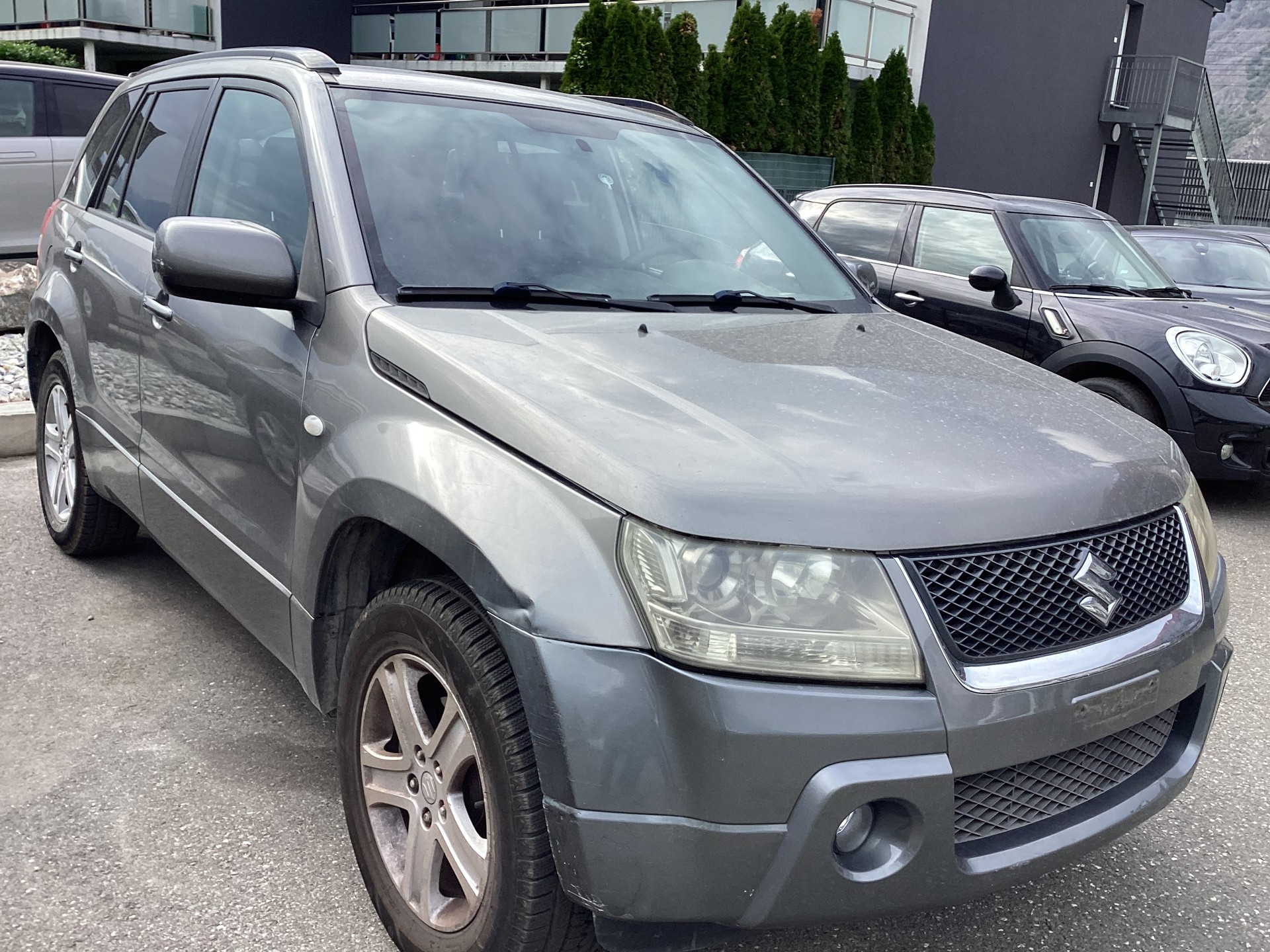 SUZUKI Grand Vitara 2.0 16V Top-image-1