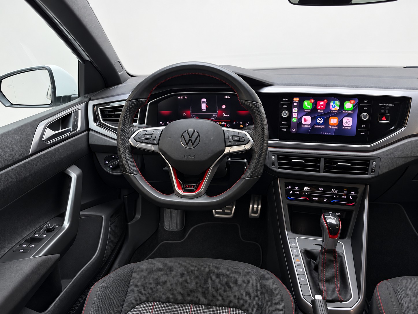 VW Polo 2.0 TSI GTI PRO-image-16