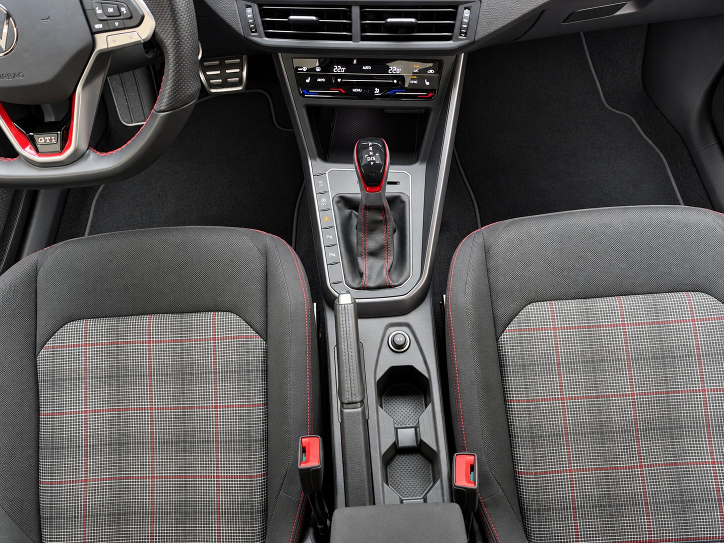 VW Polo 2.0 TSI GTI PRO-image-15