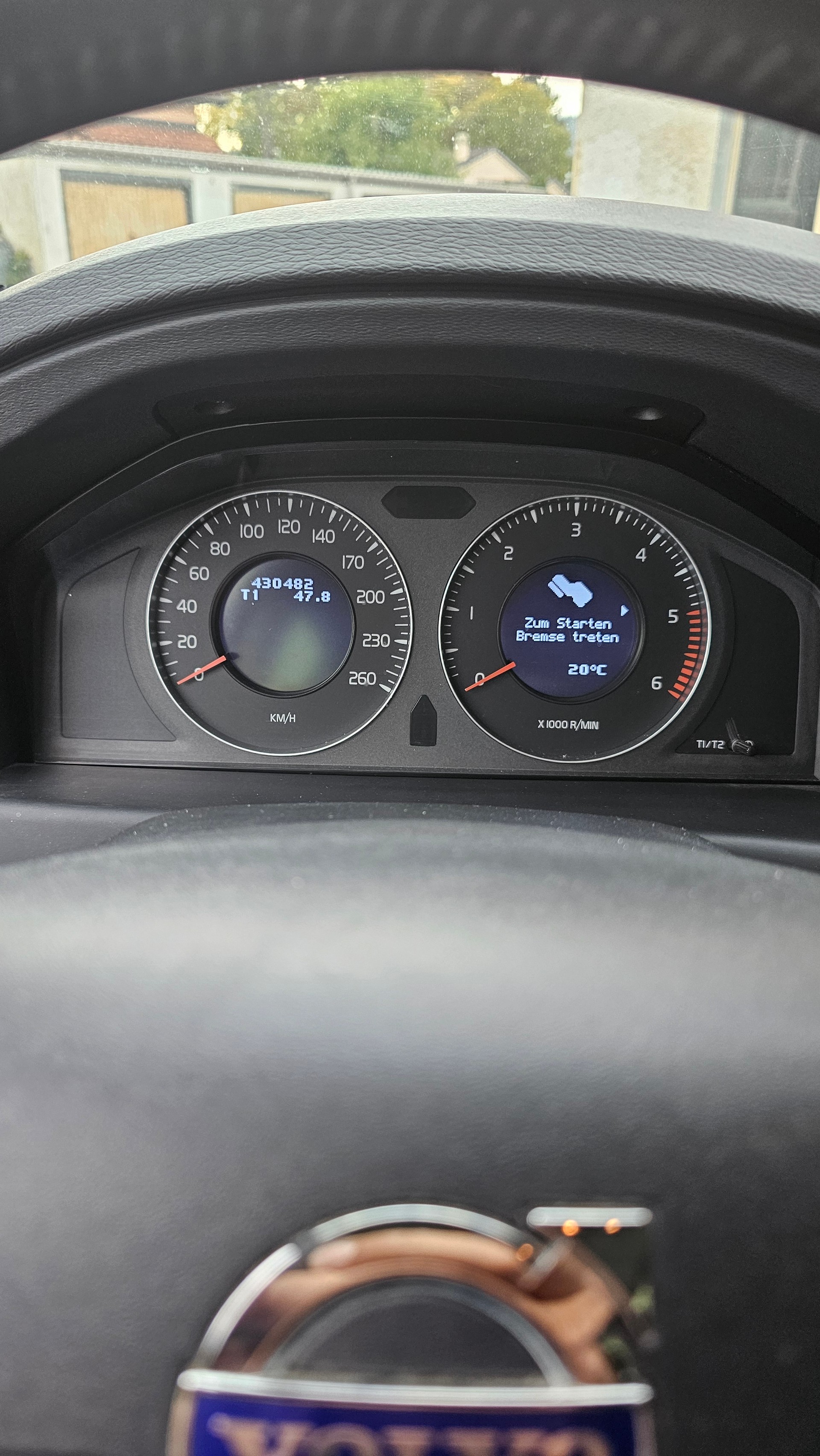 VOLVO V70 2.4D Kinetic Geartronic-image-6