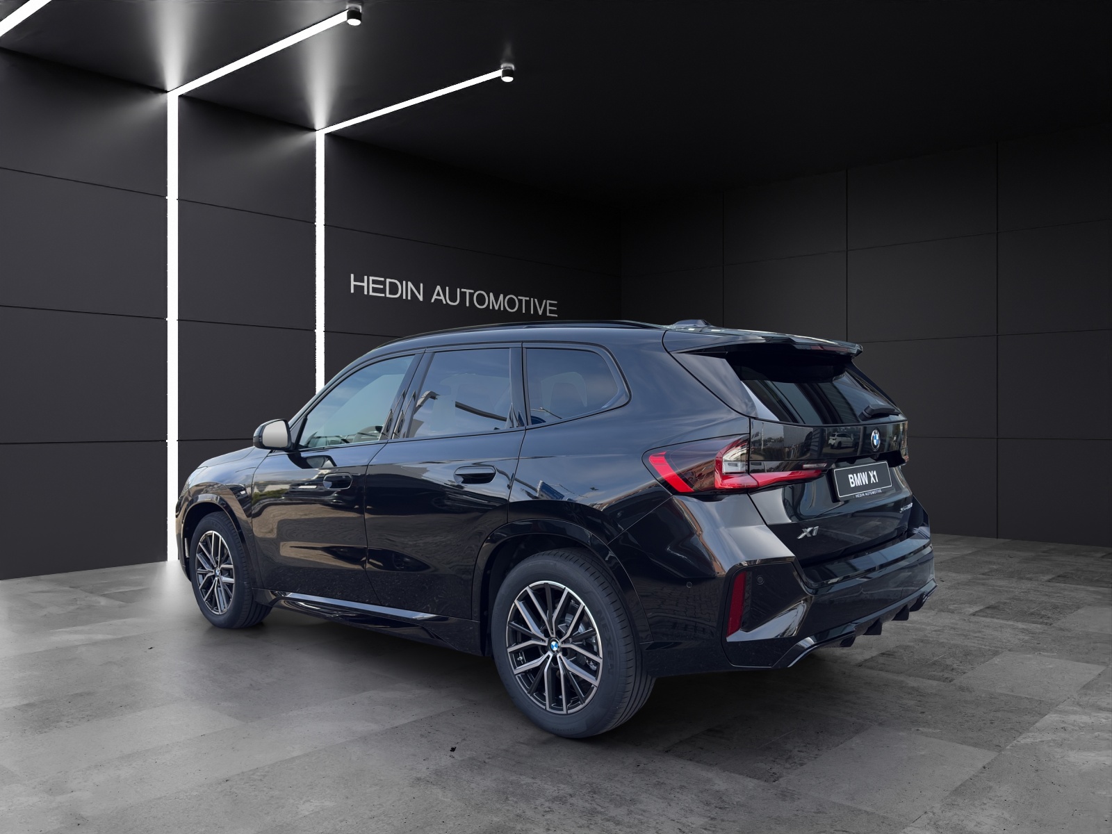 BMW X1 20d xDrive paddles-image-2