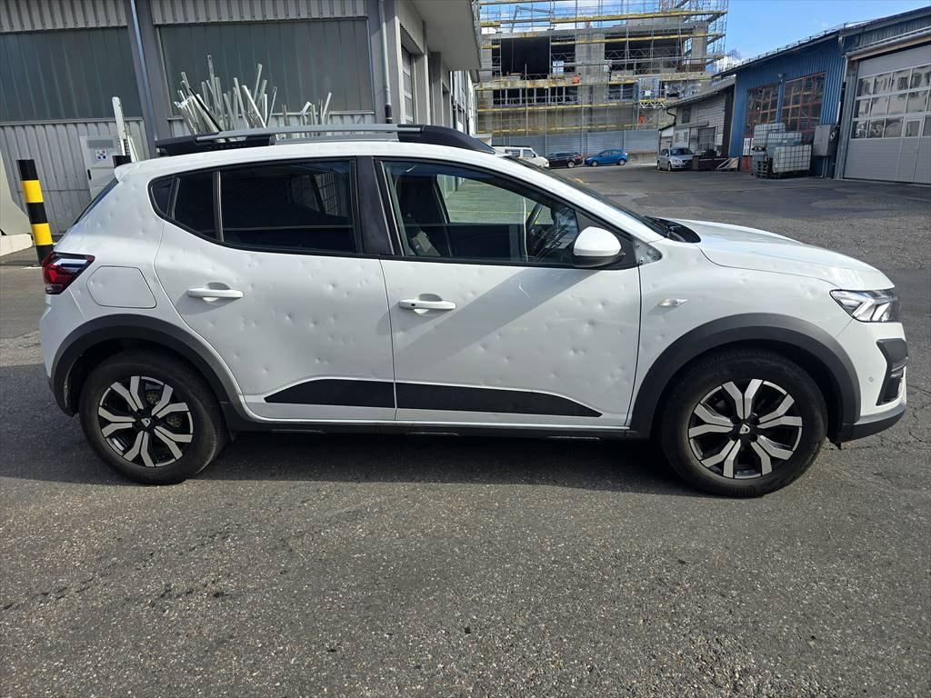 DACIA Sandero TCe 90 Comfort CVT-image-5