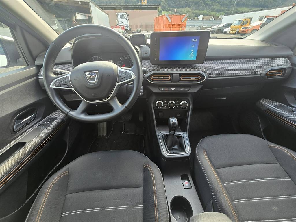 DACIA Sandero TCe 90 Comfort CVT-image-10