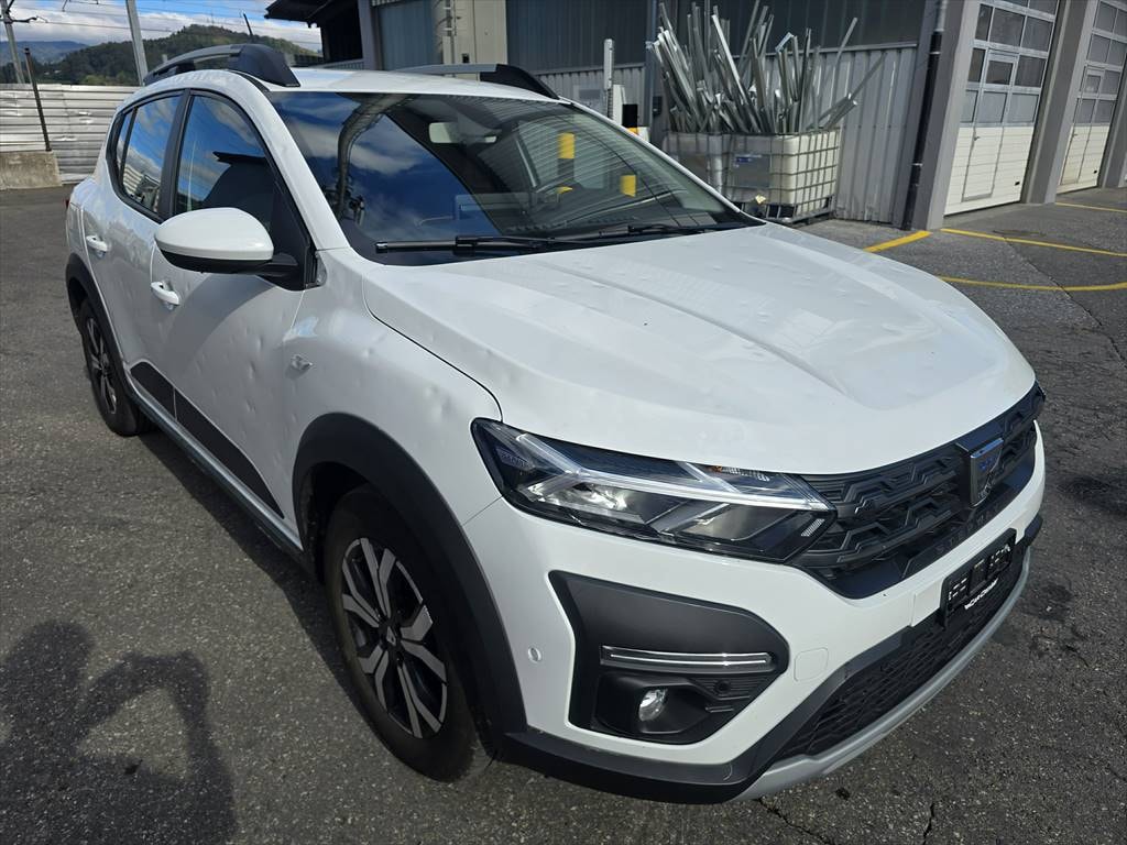 DACIA Sandero TCe 90 Comfort CVT-image-6