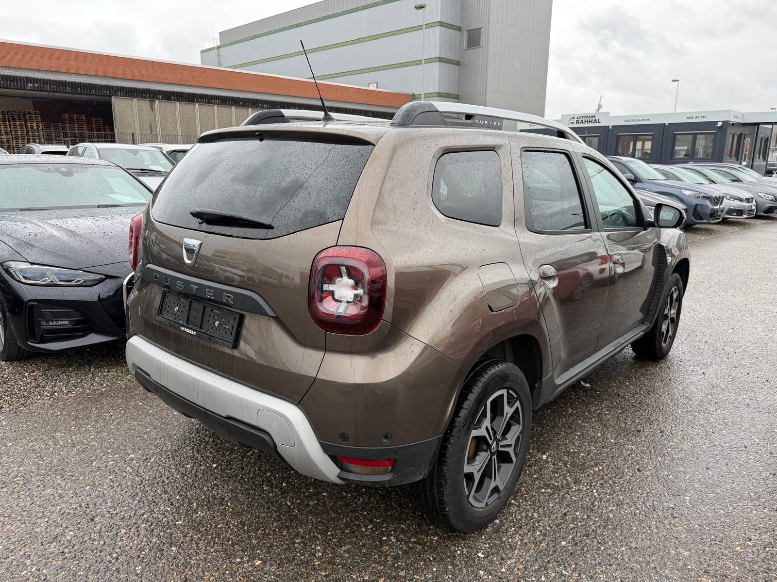 DACIA Duster 1.2 TCe Prestige 4WD-image-5