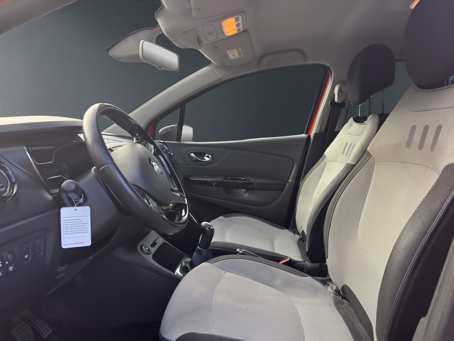 RENAULT Captur 0.9 12V Privilège-image-13