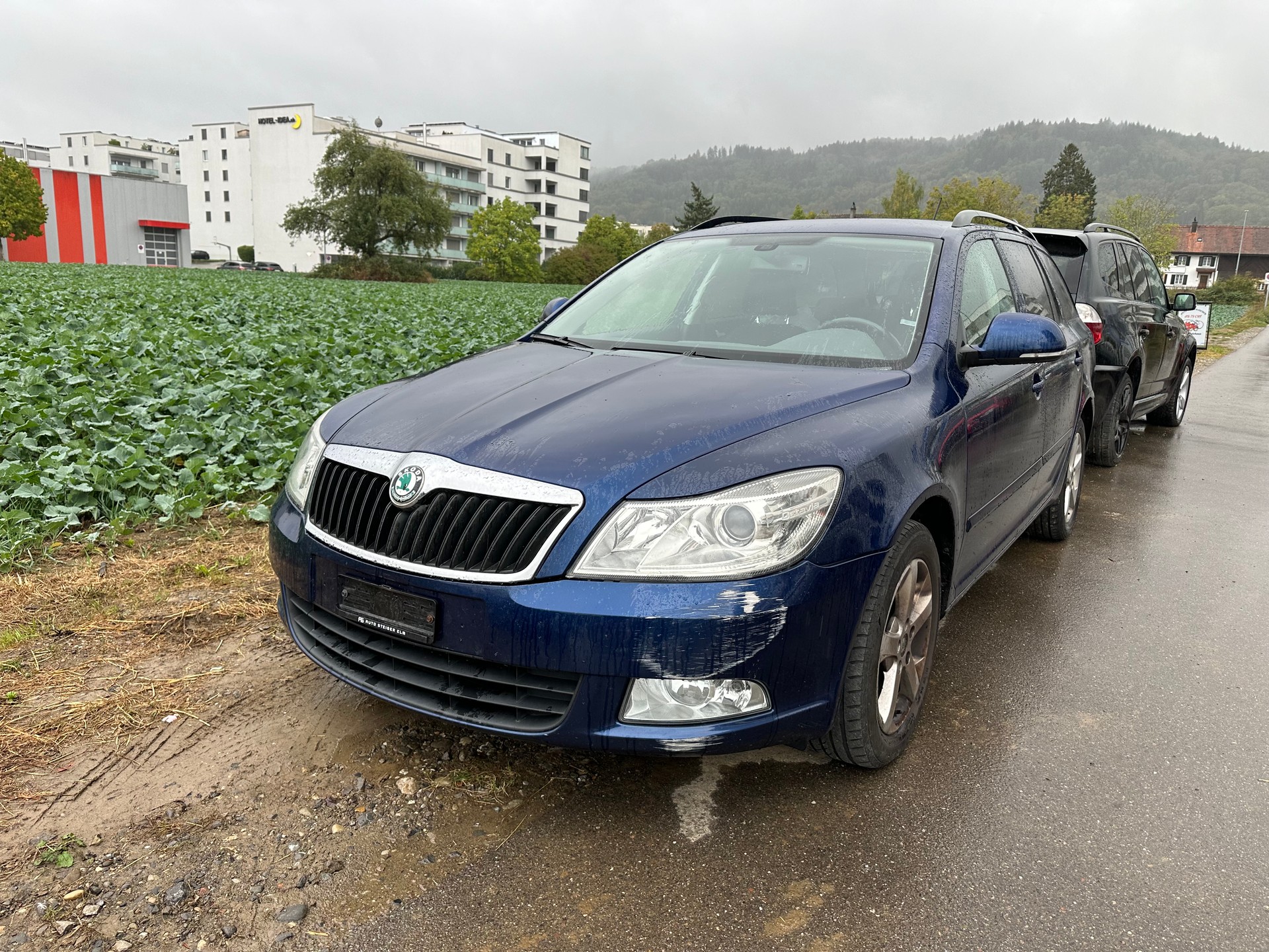 SKODA Octavia Combi 1.8 TSI Arosa 4x4-image-0