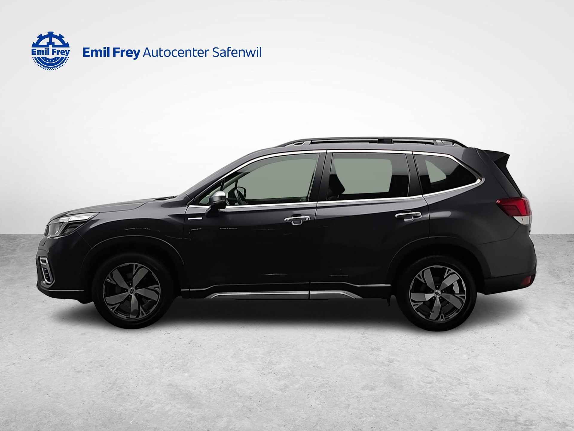 SUBARU Forester Station 2.0i e-Boxer Luxury-image-1
