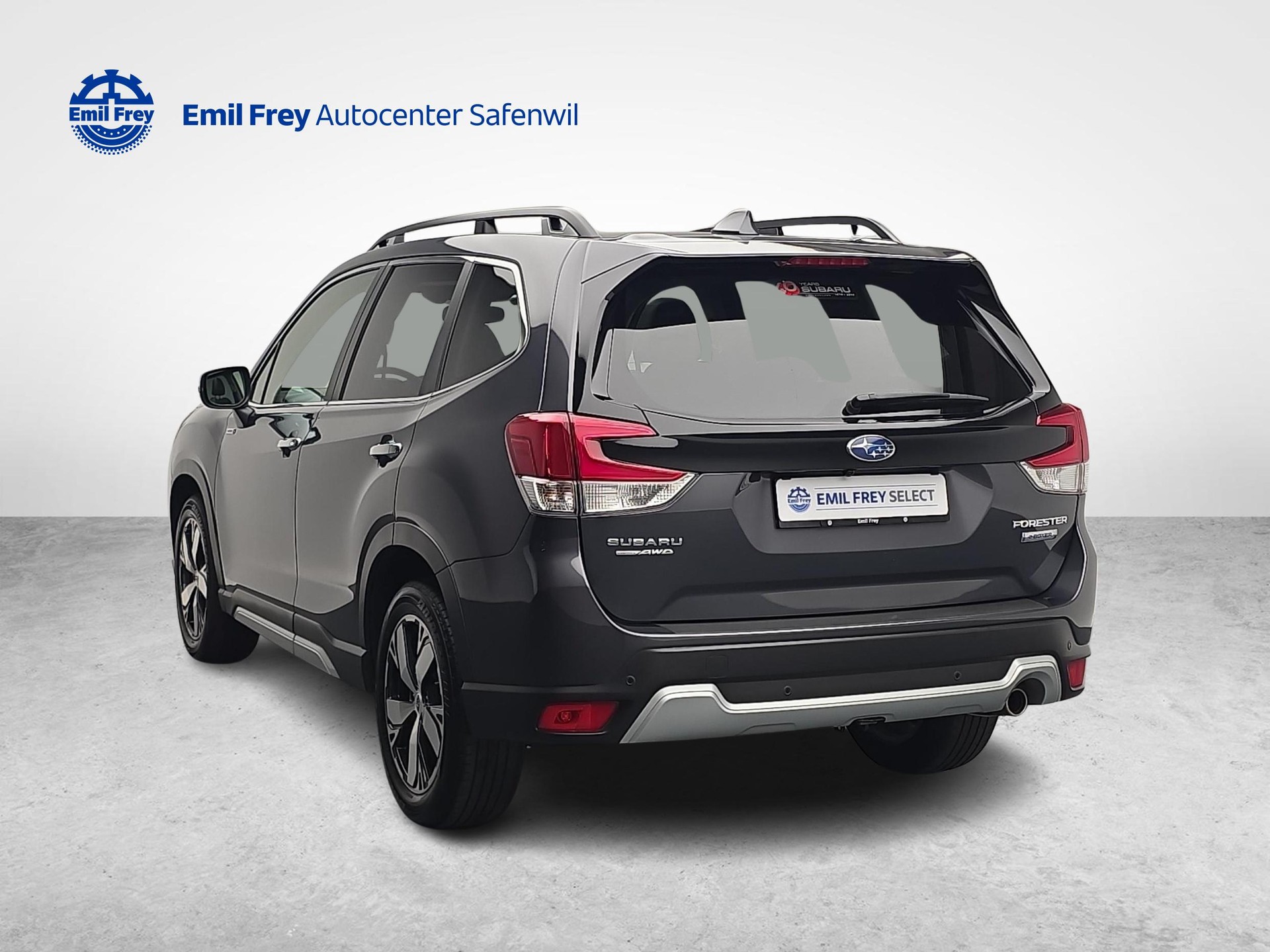 SUBARU Forester Station 2.0i e-Boxer Luxury-image-2