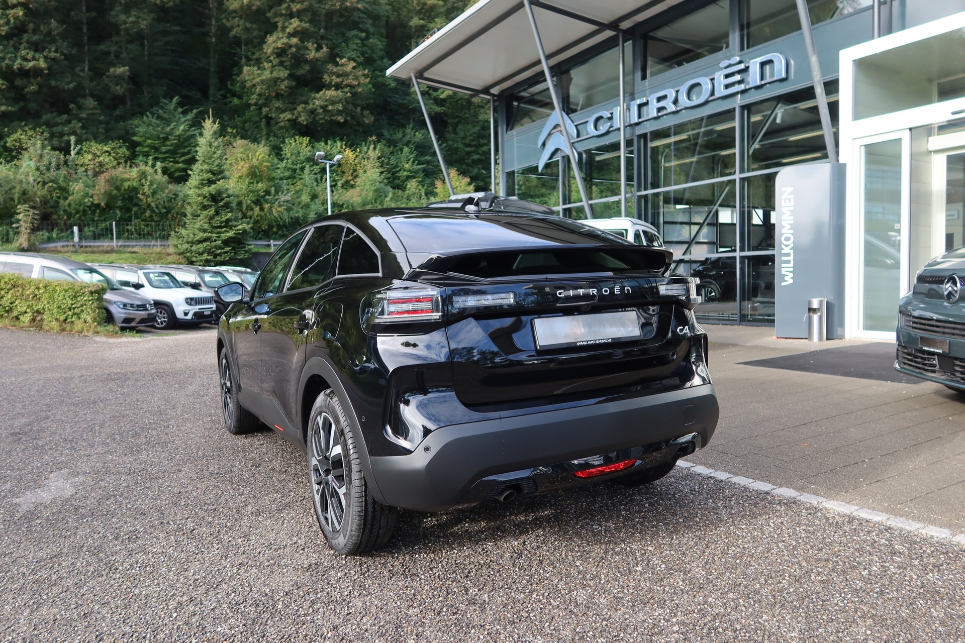 CITROEN C4 HEV Max-image-4