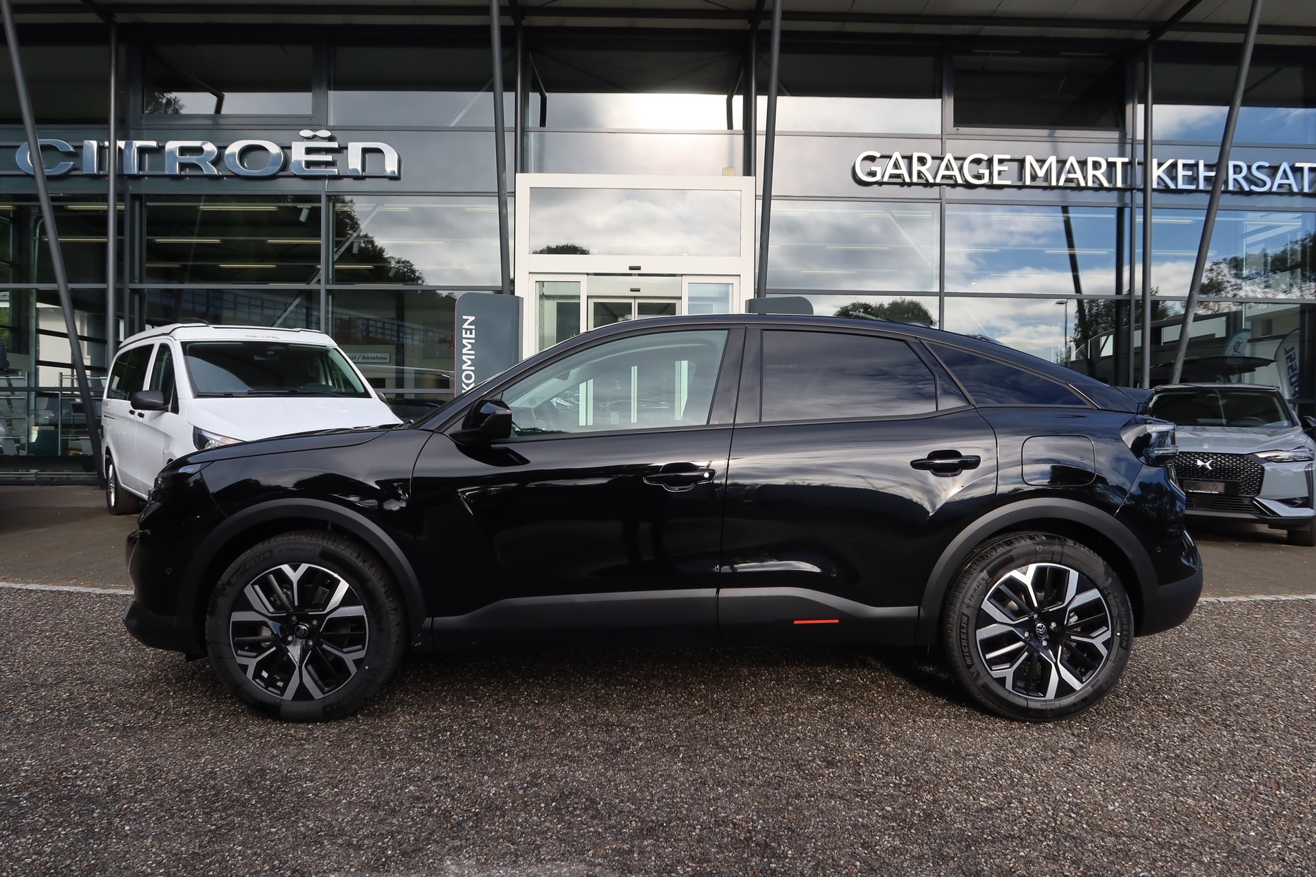 CITROEN C4 HEV Max-image-2