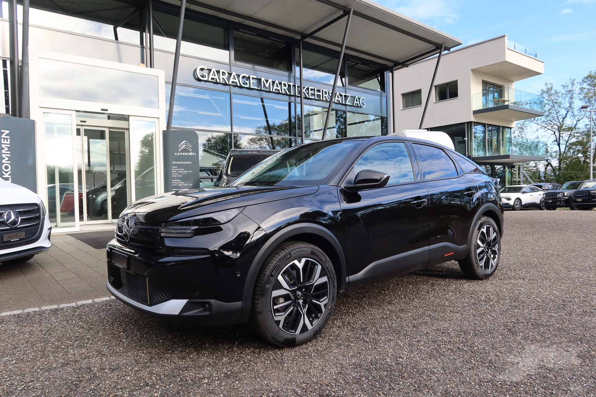 CITROEN C4 HEV Max-image-0
