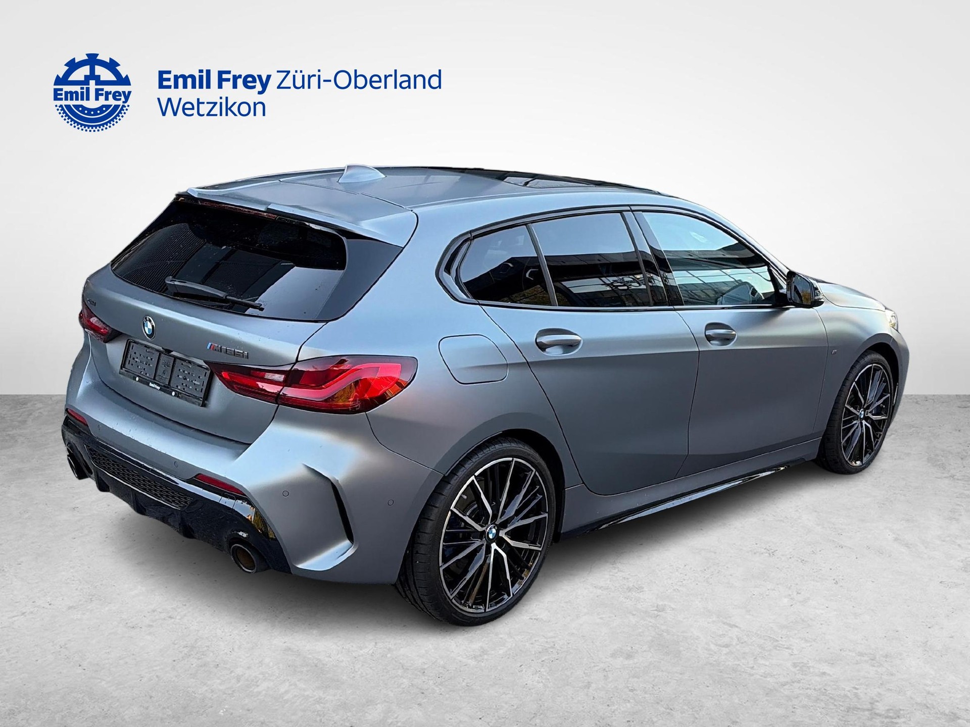 BMW M135i xDrive-image-4