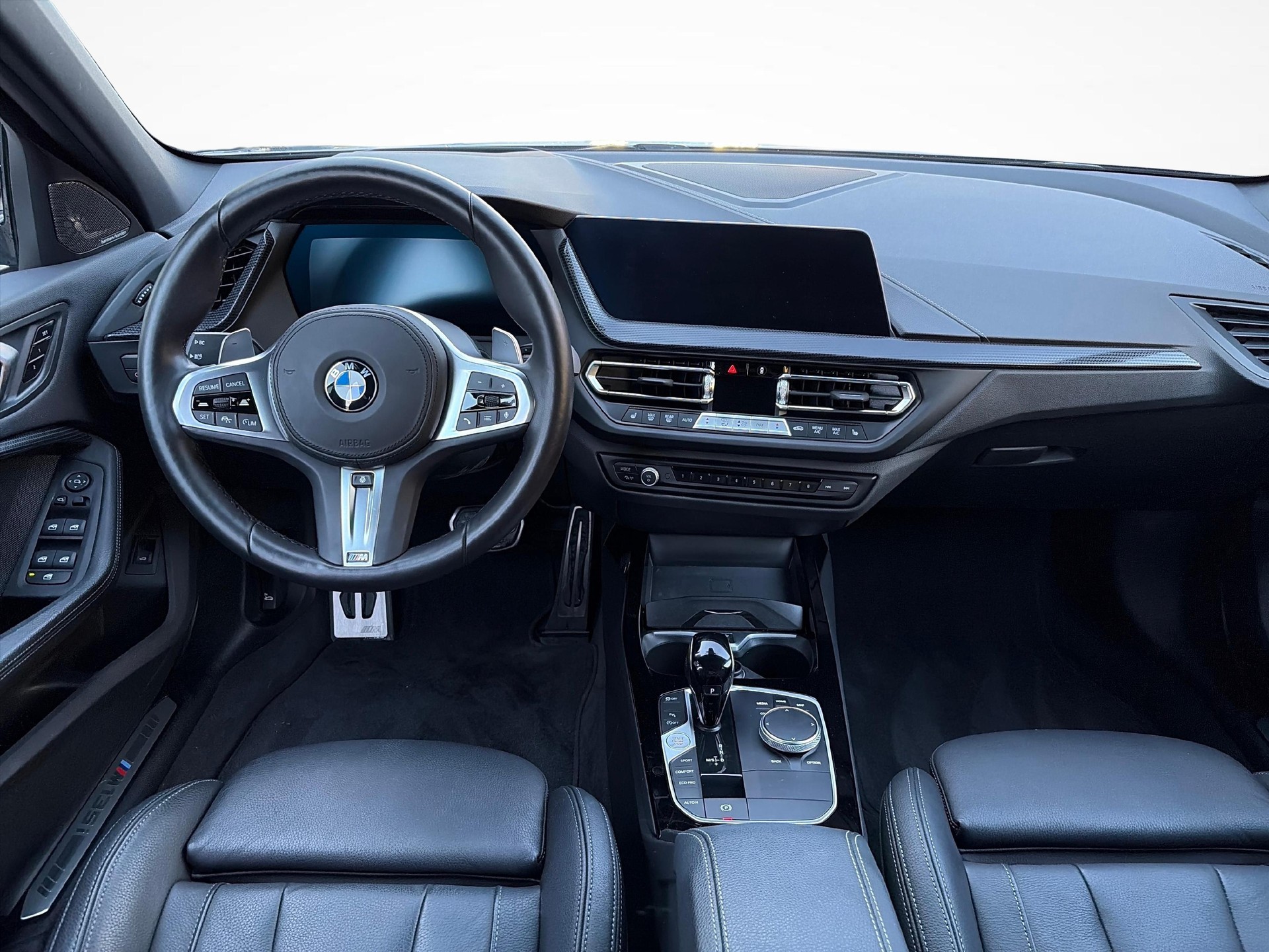 BMW M135i xDrive-image-8