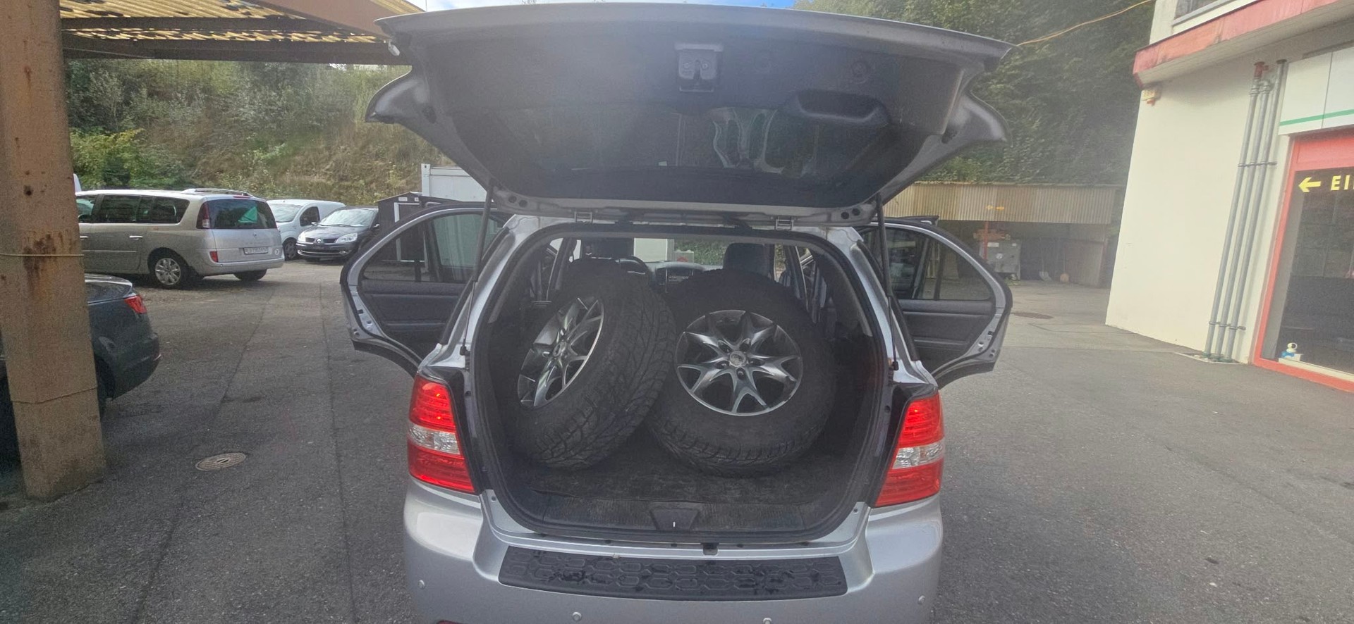 KIA Sorento 3.3 V6 Style-image-9