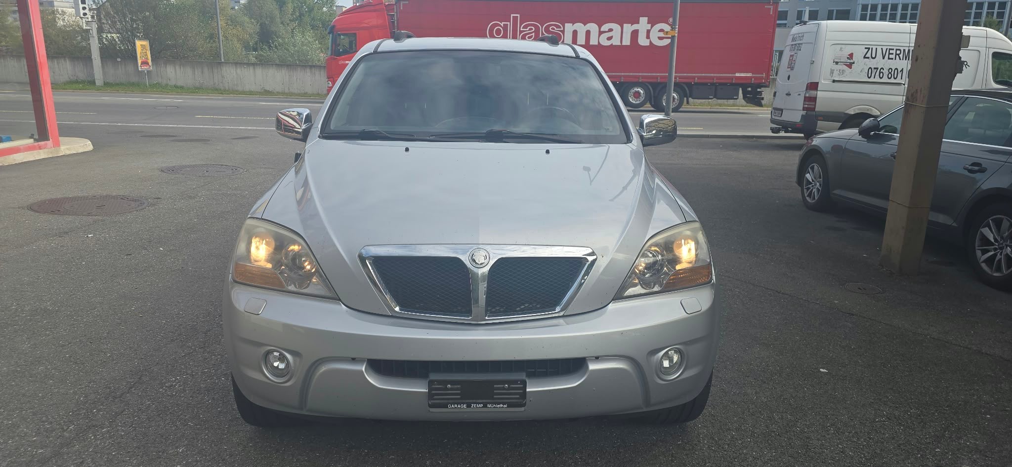 Car photo