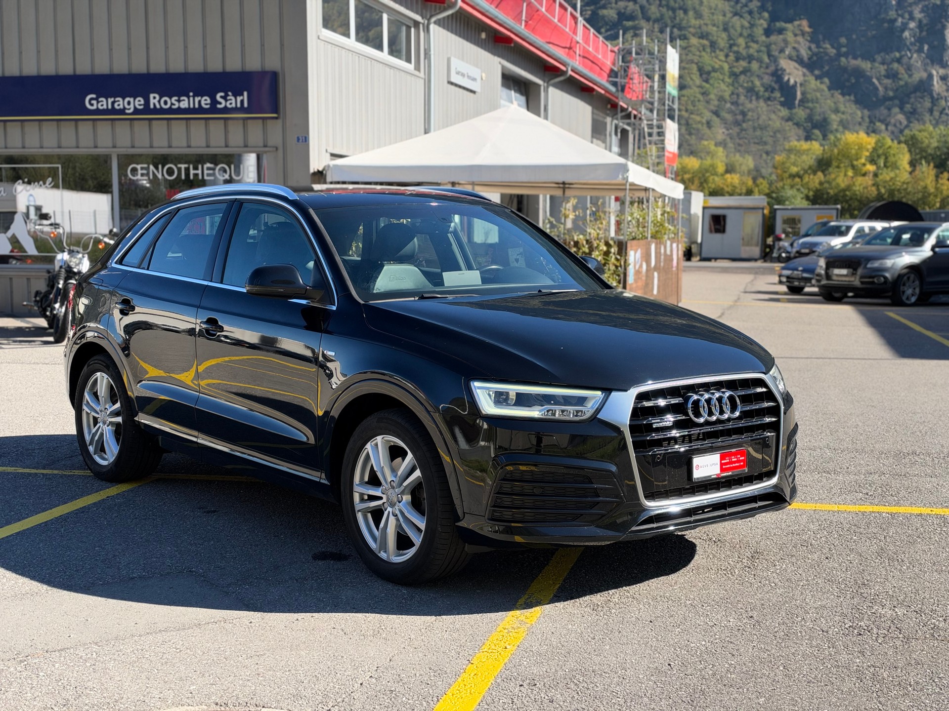 AUDI Q3 2.0 TFSI sport quattro S-tronic-image-2