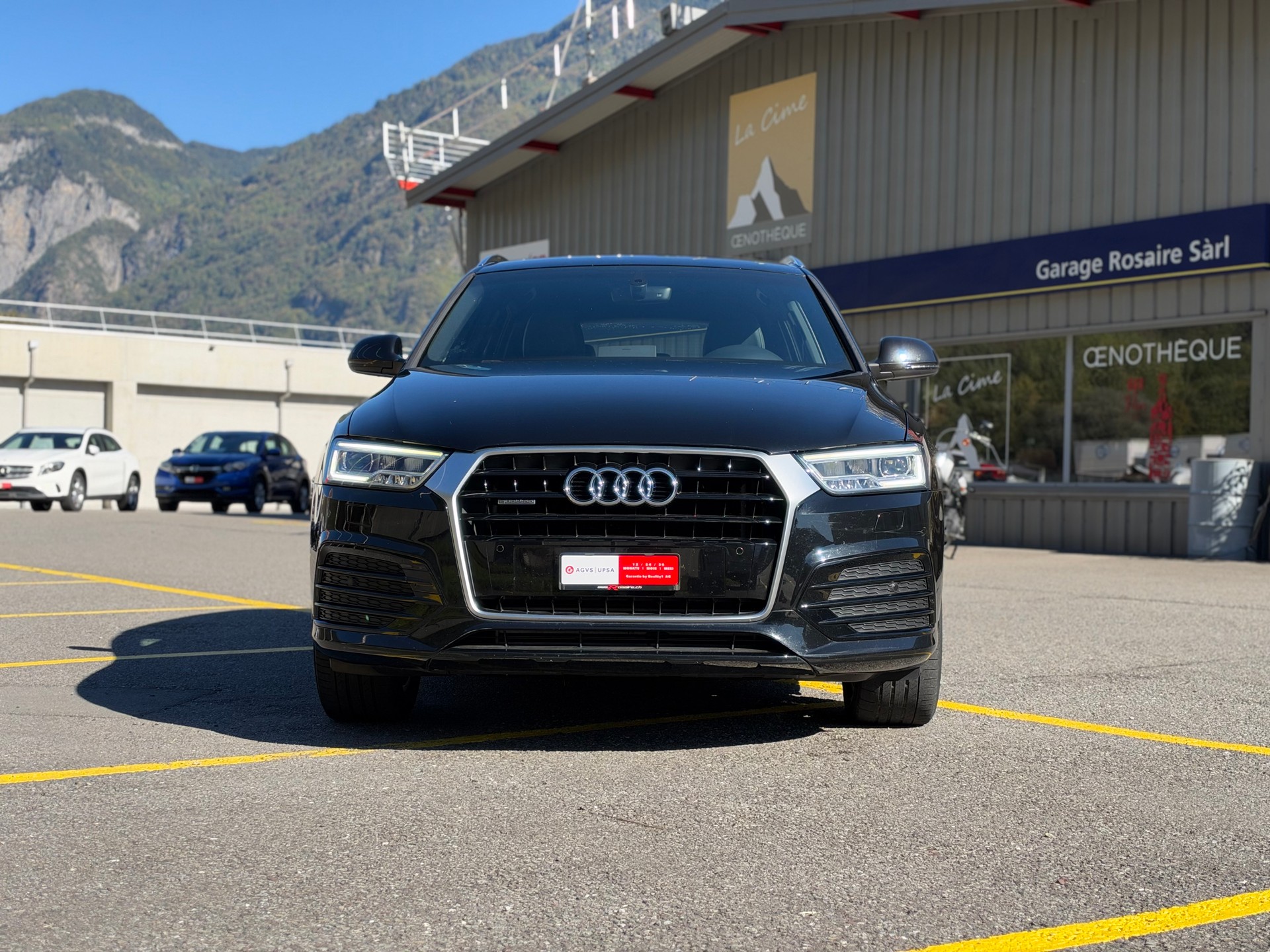 AUDI Q3 2.0 TFSI sport quattro S-tronic-image-1