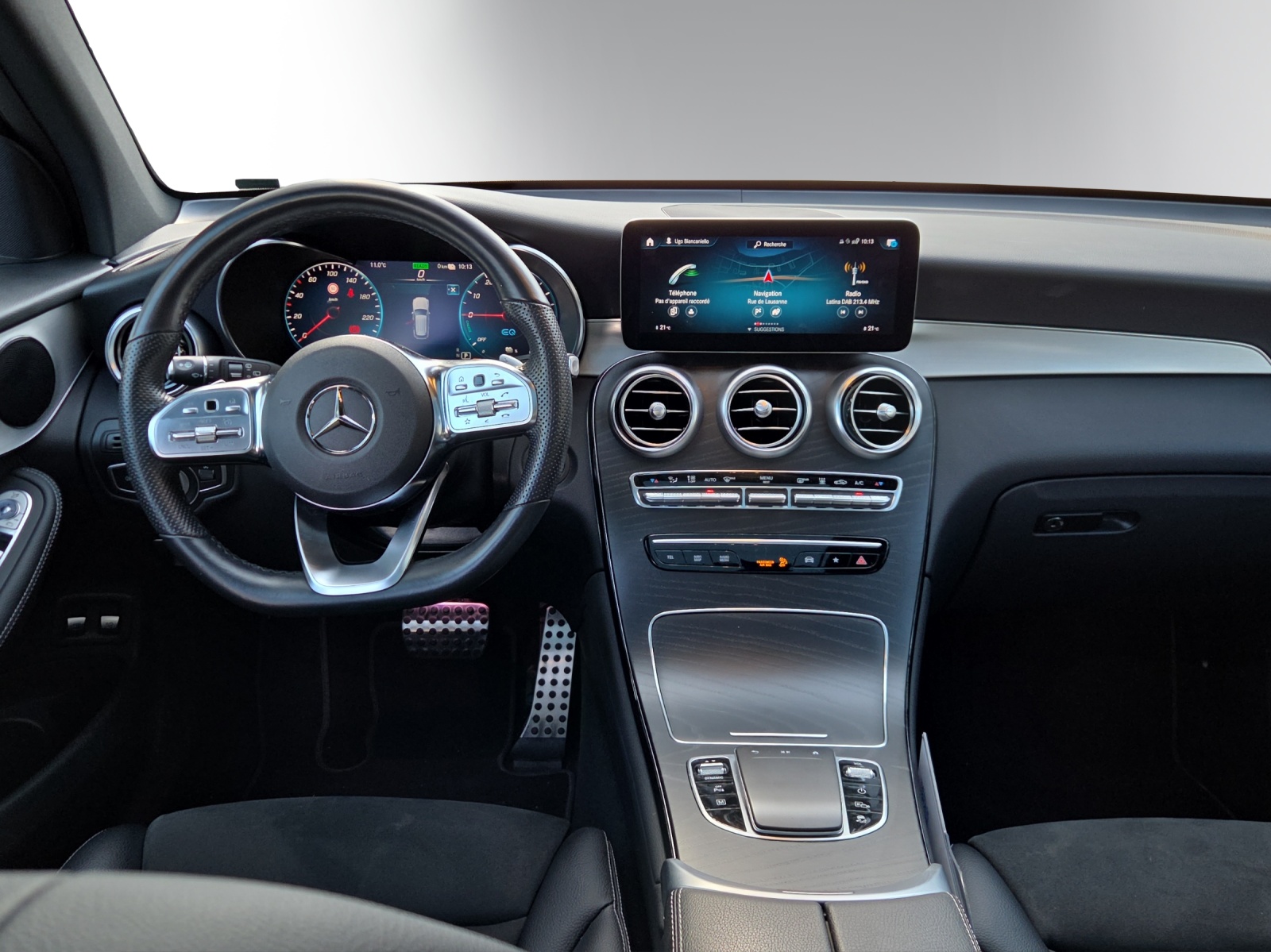 MERCEDES-BENZ GLC 300 e AMG Line Plus 4Matic 9G-Tronic-image-7