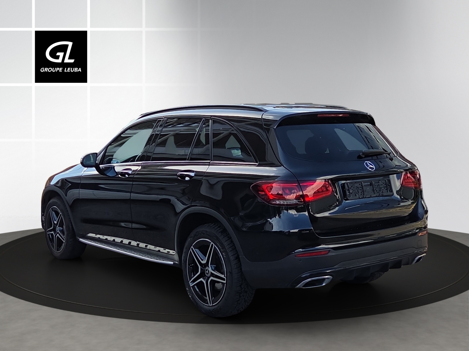 MERCEDES-BENZ GLC 300 e AMG Line Plus 4Matic 9G-Tronic-image-4
