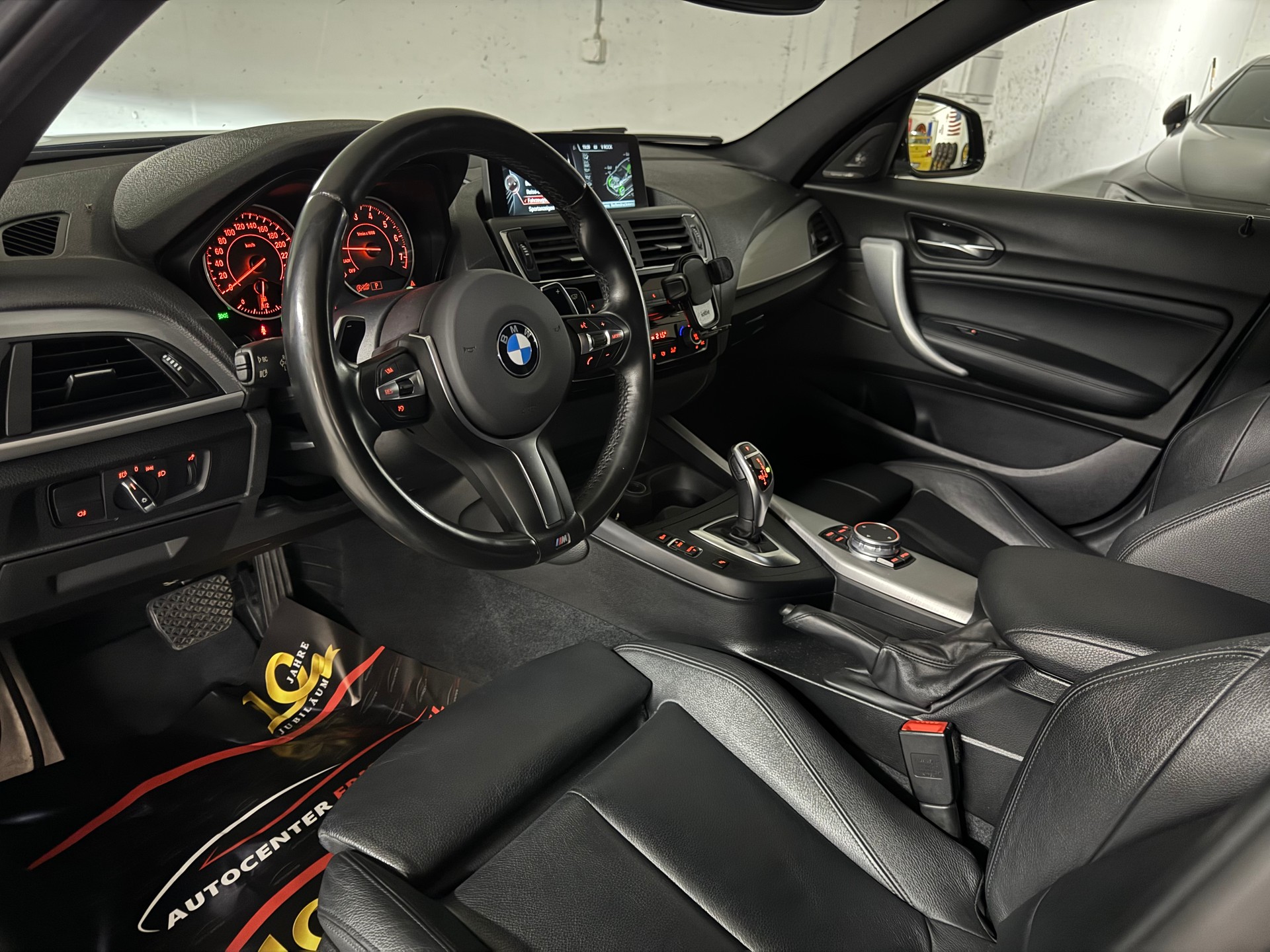 BMW M135i xDrive Steptronic CH-Fahrzeug-image-9