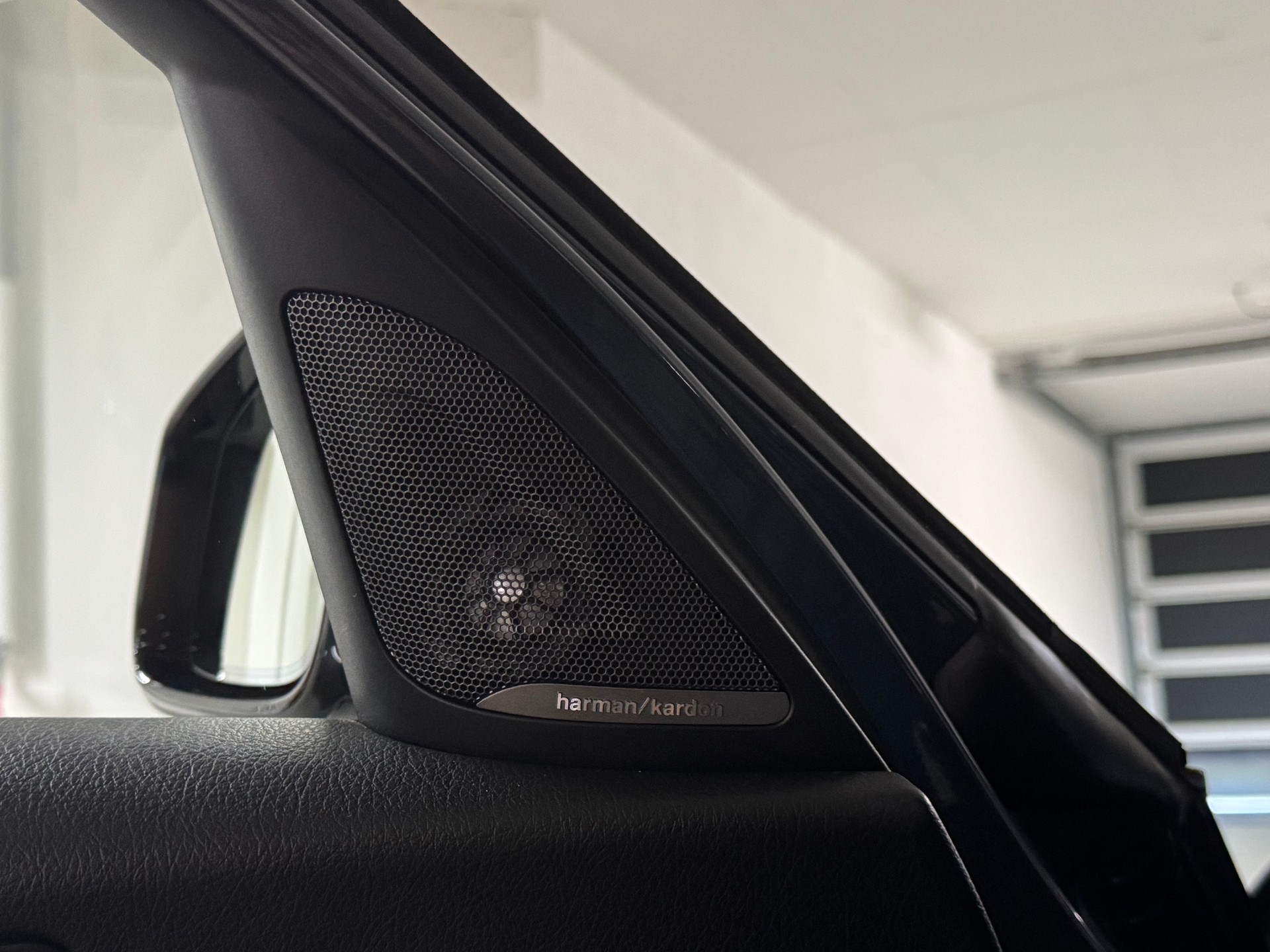 BMW M135i xDrive Steptronic CH-Fahrzeug-image-14