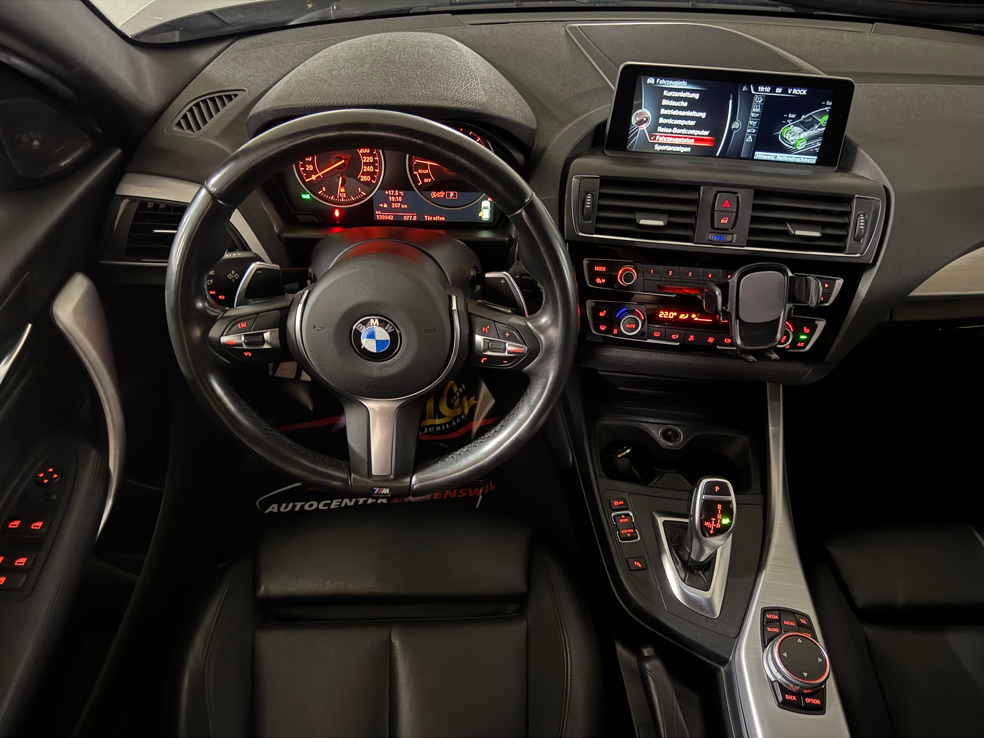 BMW M135i xDrive Steptronic CH-Fahrzeug-image-11