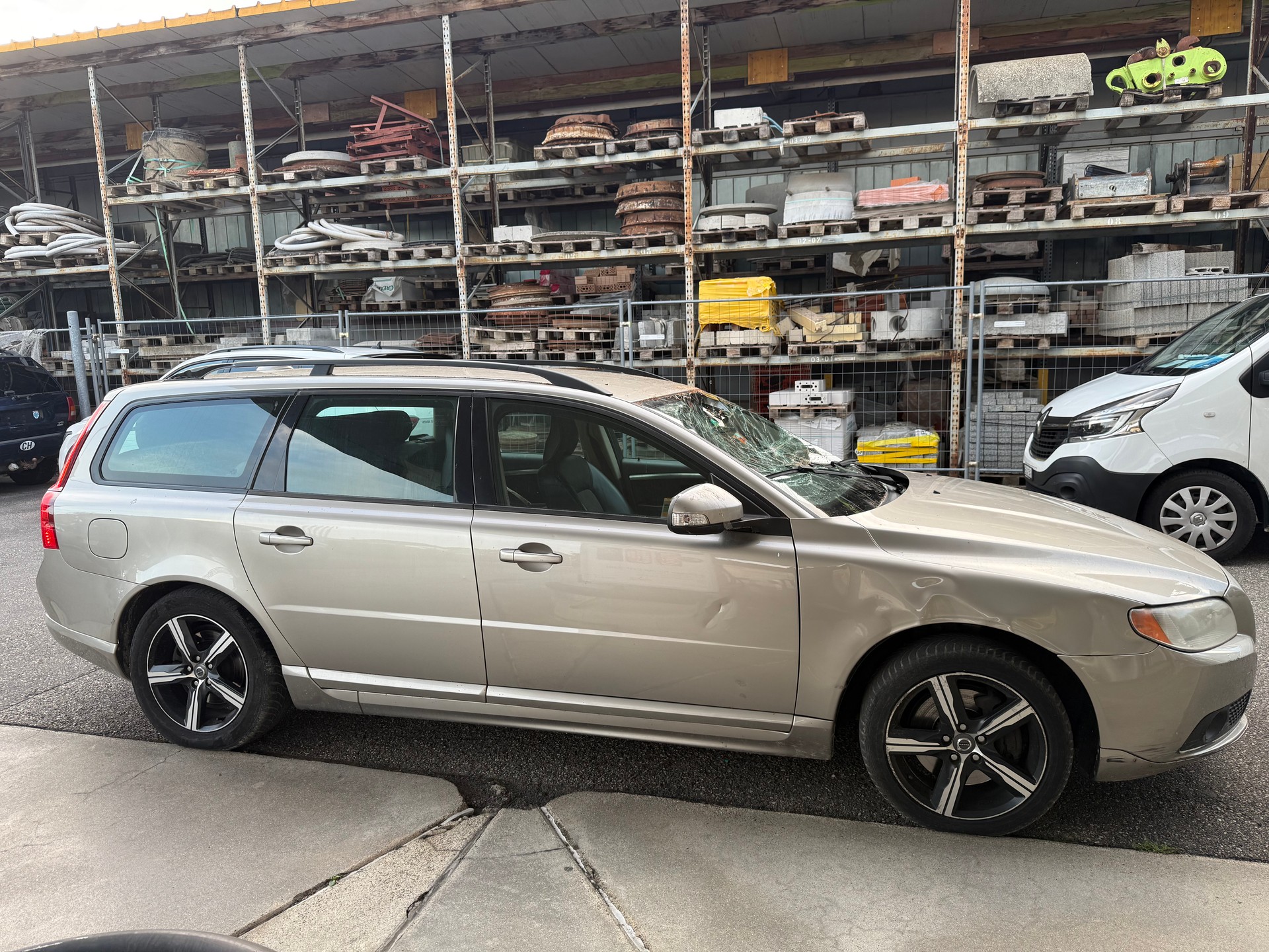 VOLVO V70 2.4D Kinetic Geartronic-image-6