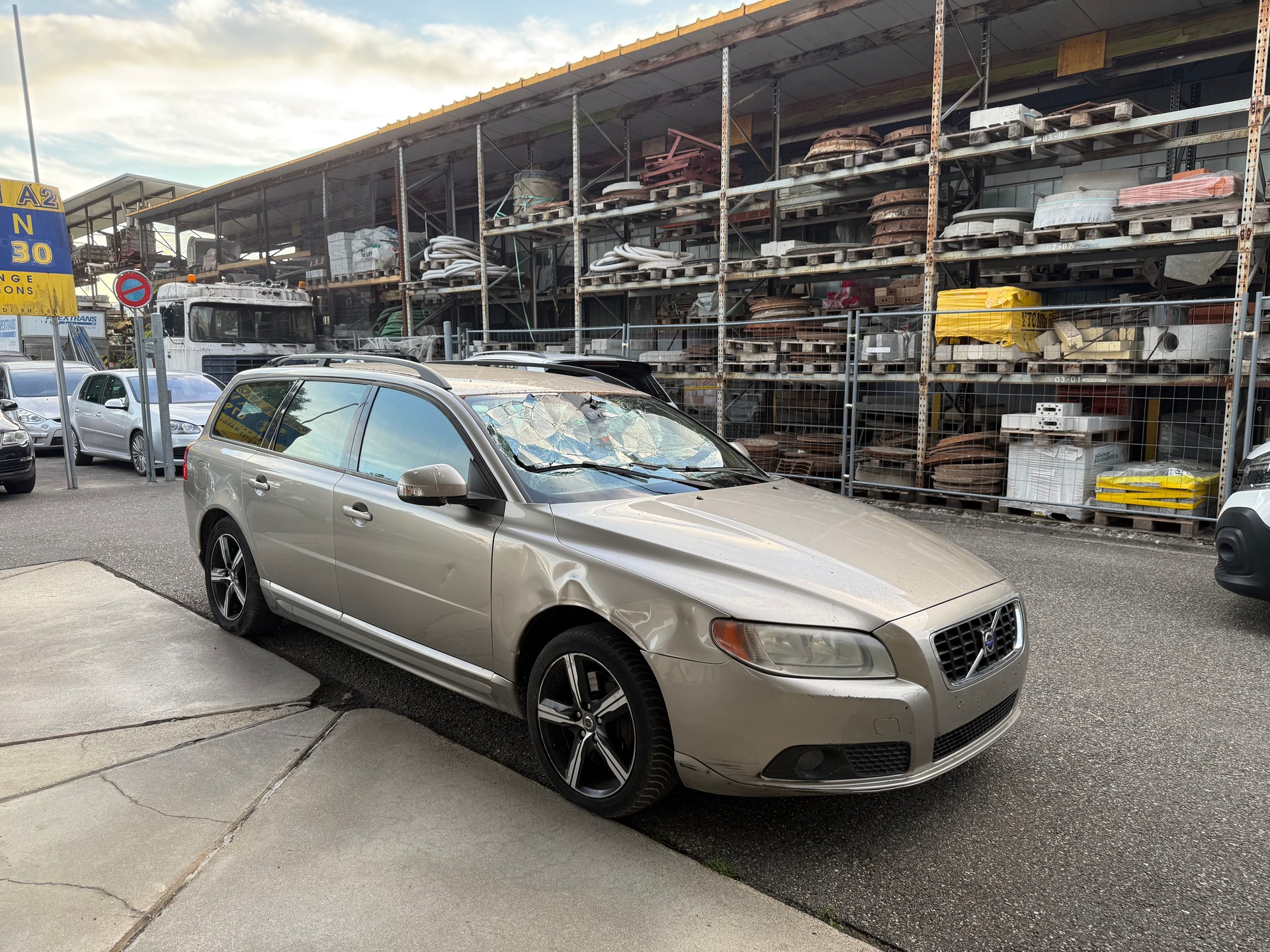VOLVO V70 2.4D Kinetic Geartronic-image-7