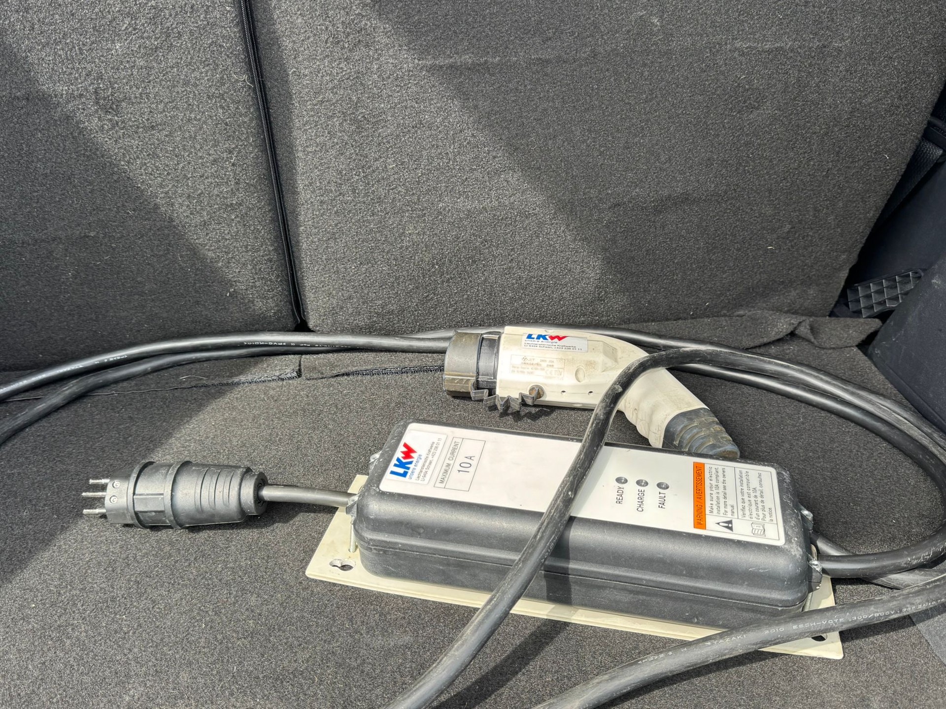 MITSUBISHI i MiEV-image-6