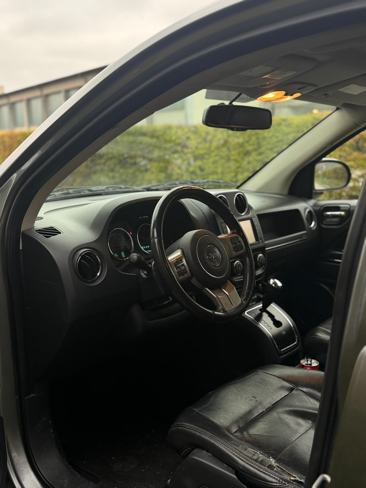 JEEP Compass 2.4 Limited CVT-image-5