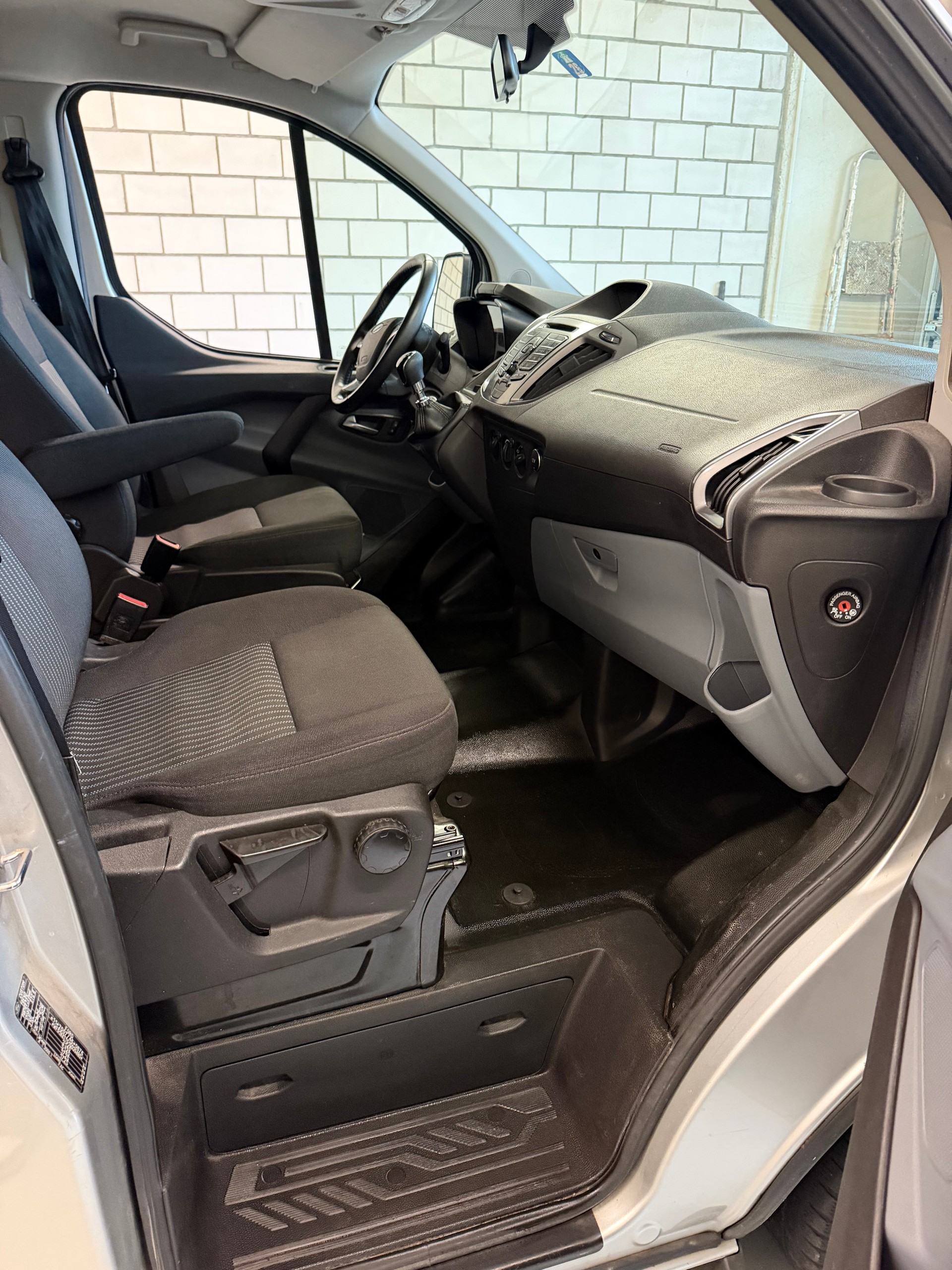 FORD Transit Custom 310 L2H1 Trend-image-6