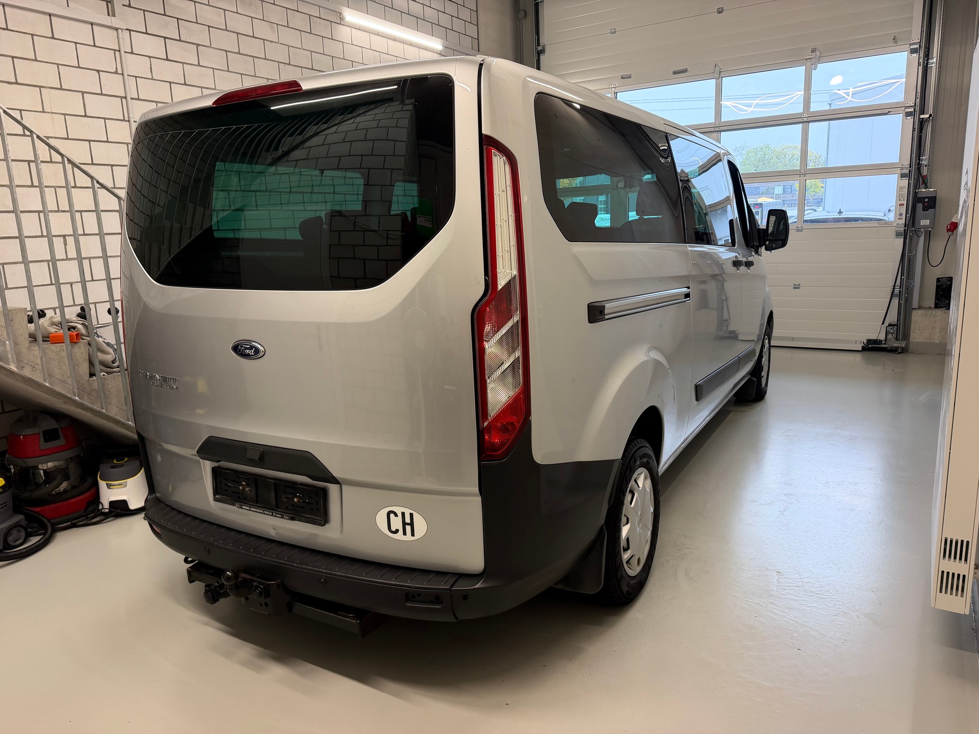 FORD Transit Custom 310 L2H1 Trend-image-3