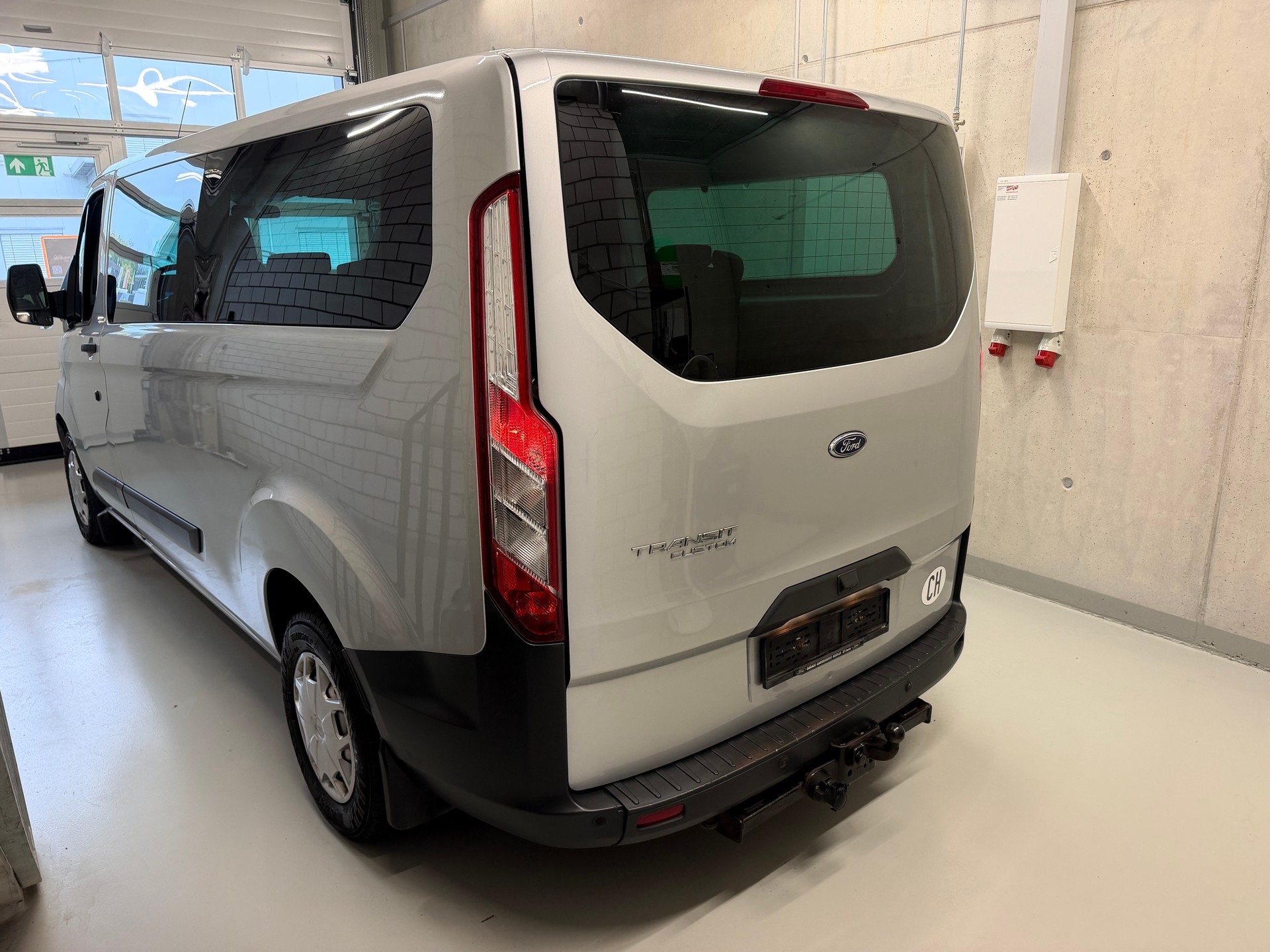 FORD Transit Custom 310 L2H1 Trend-image-2