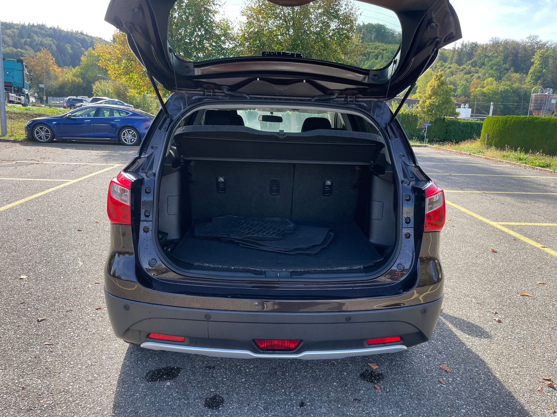 SUZUKI SX4 S-Cross 1.6 16V Compact Top 4WD CVT7-image-13