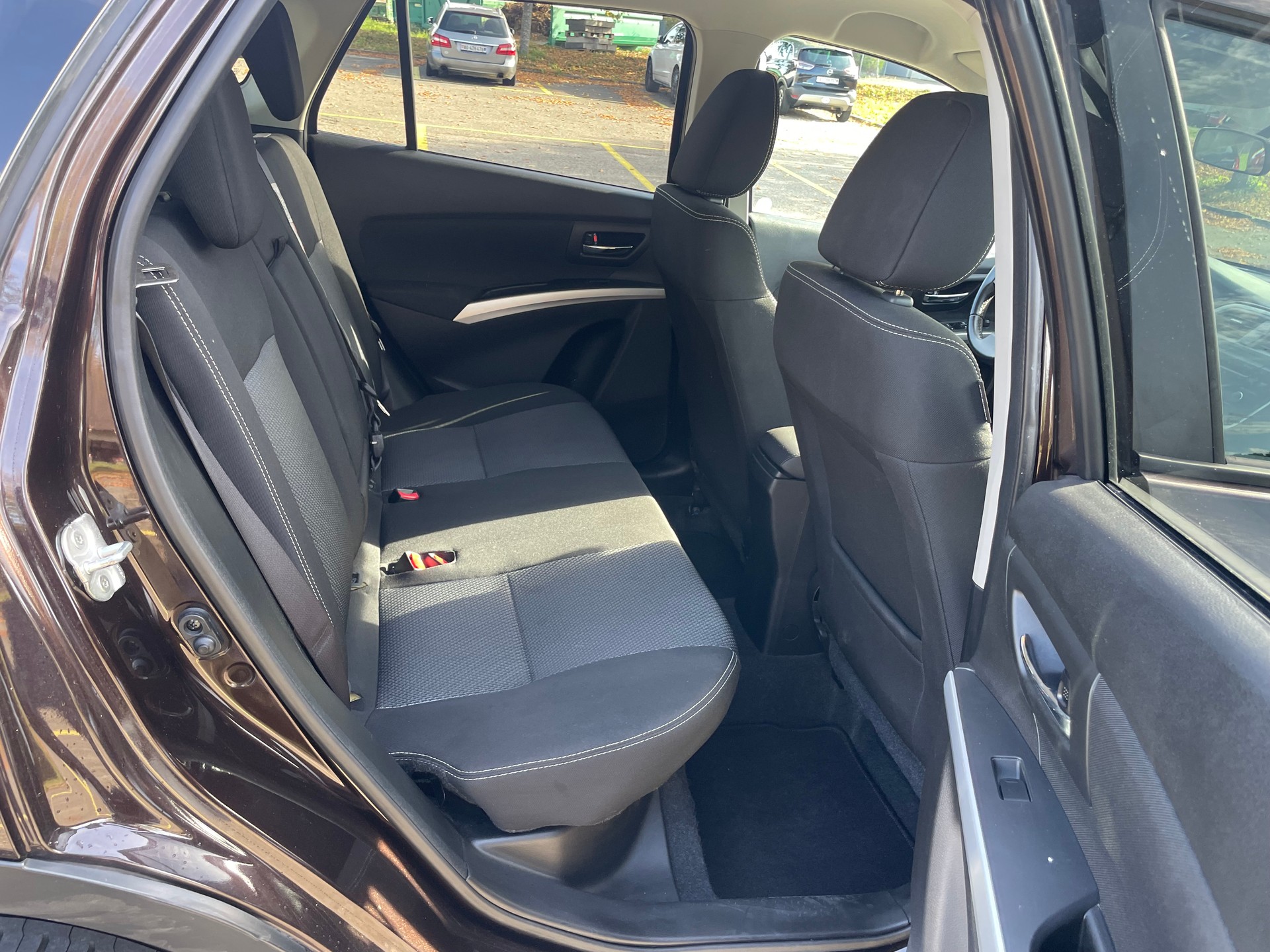 SUZUKI SX4 S-Cross 1.6 16V Compact Top 4WD CVT7-image-12