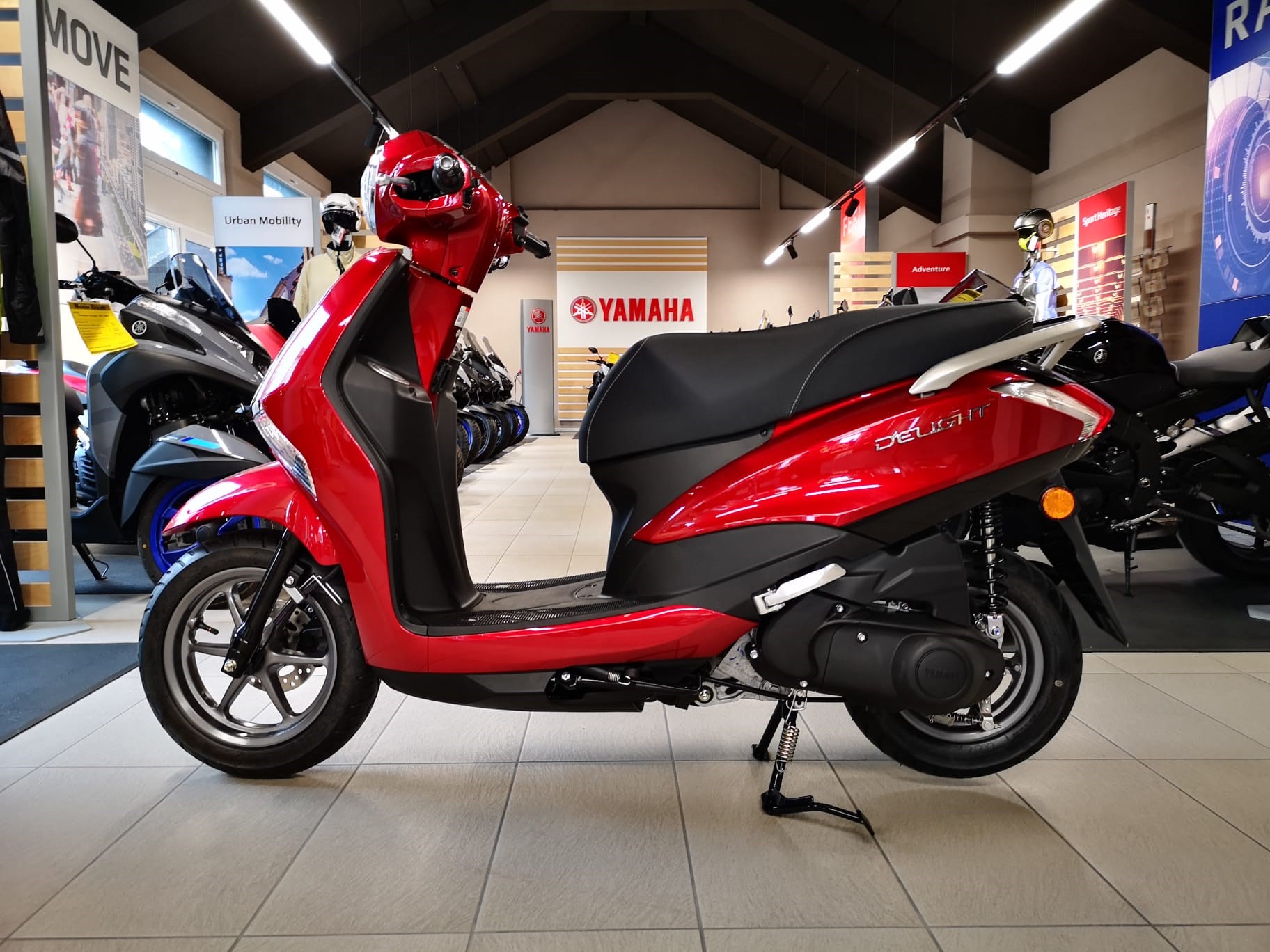 YAMAHA D'elight LTS 125-showroom-element-1