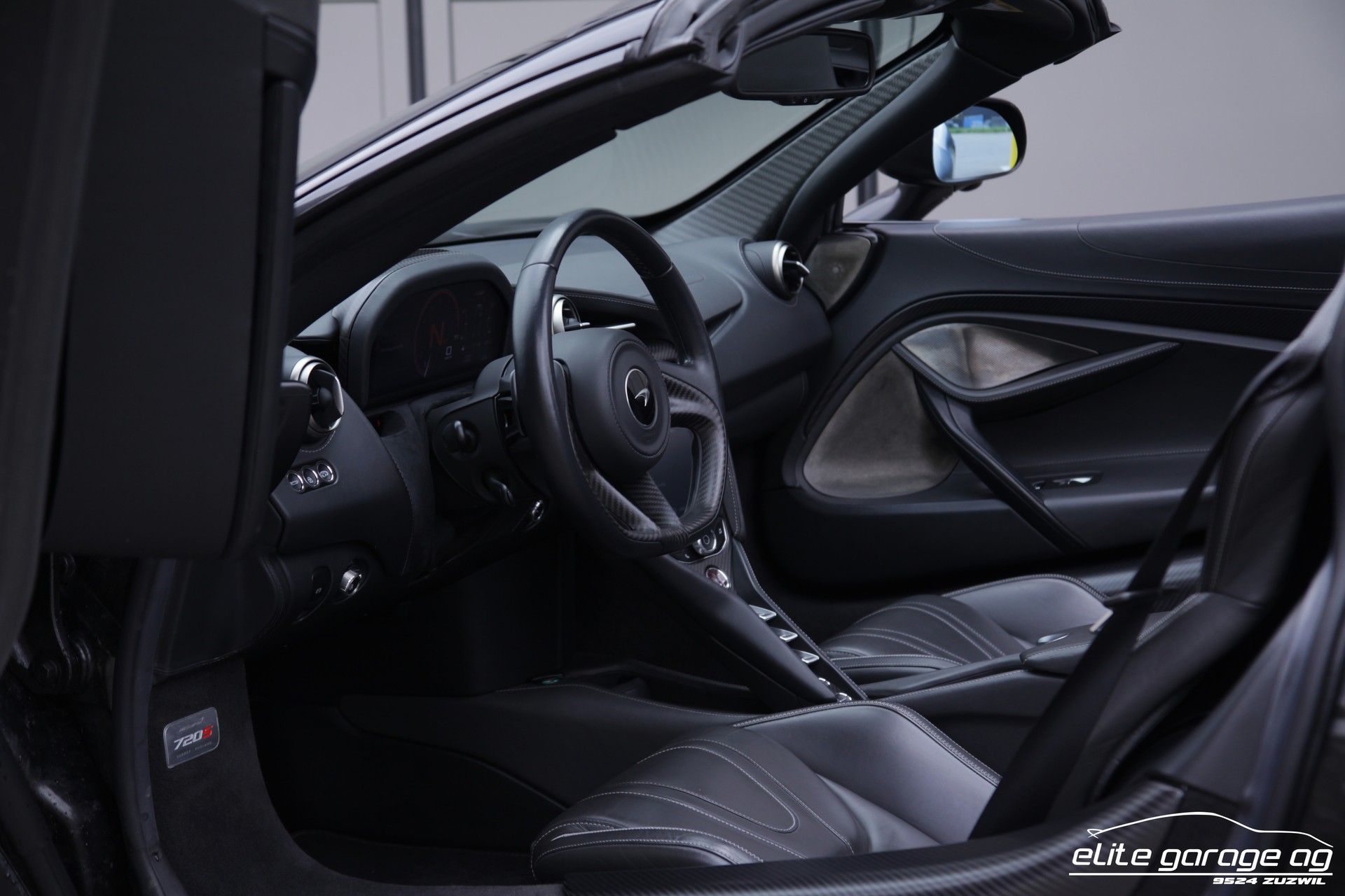 McLAREN 720S Spider Luxury 4.0 V8 SSG-image-13