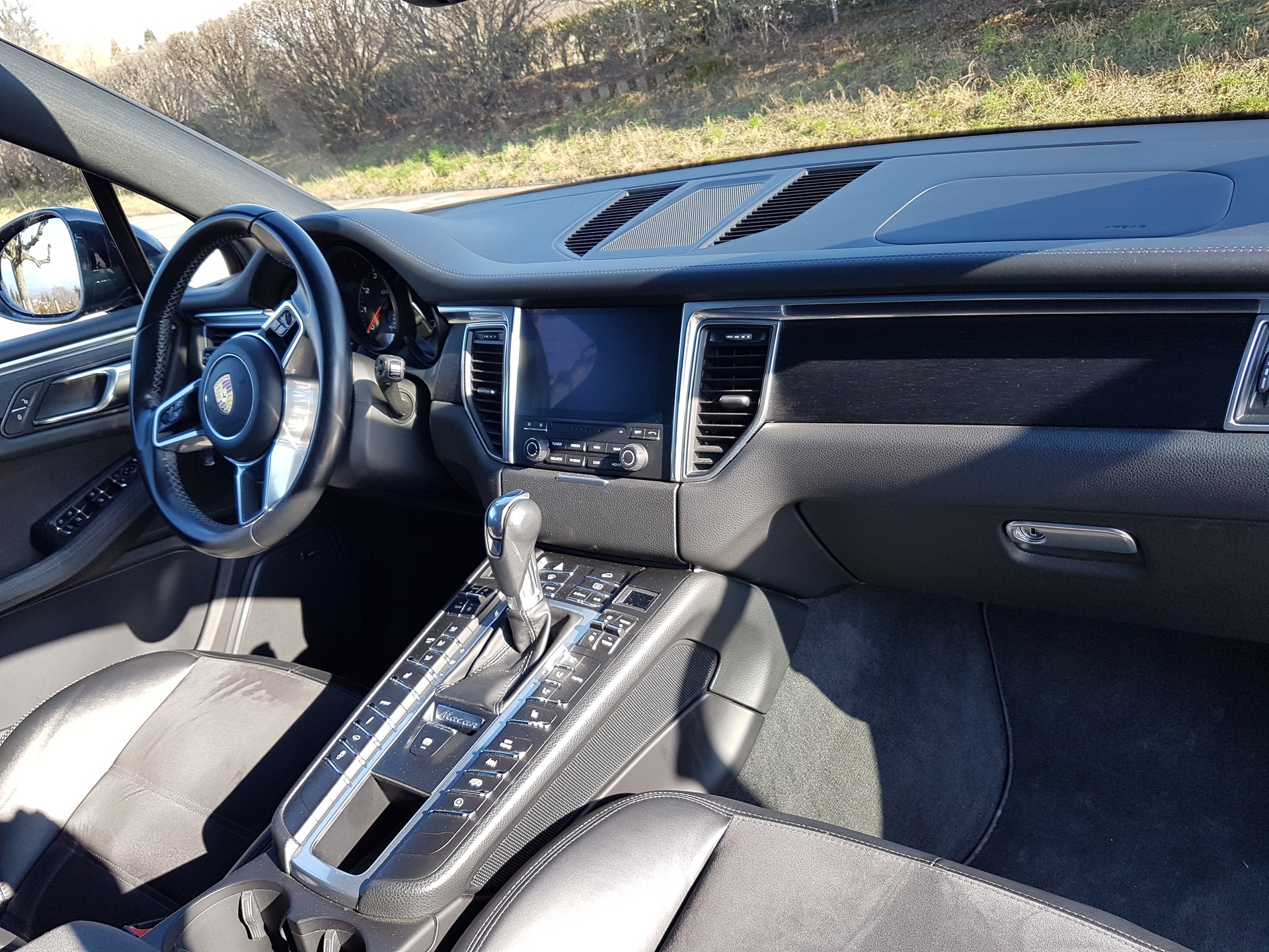 PORSCHE Macan GTS PDK-image-10