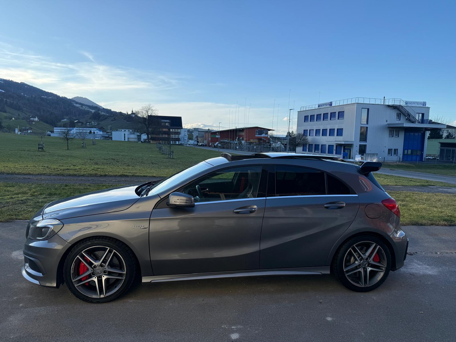 MERCEDES-BENZ A 45 AMG 4Matic Speedshift 7G-DCT-image-2