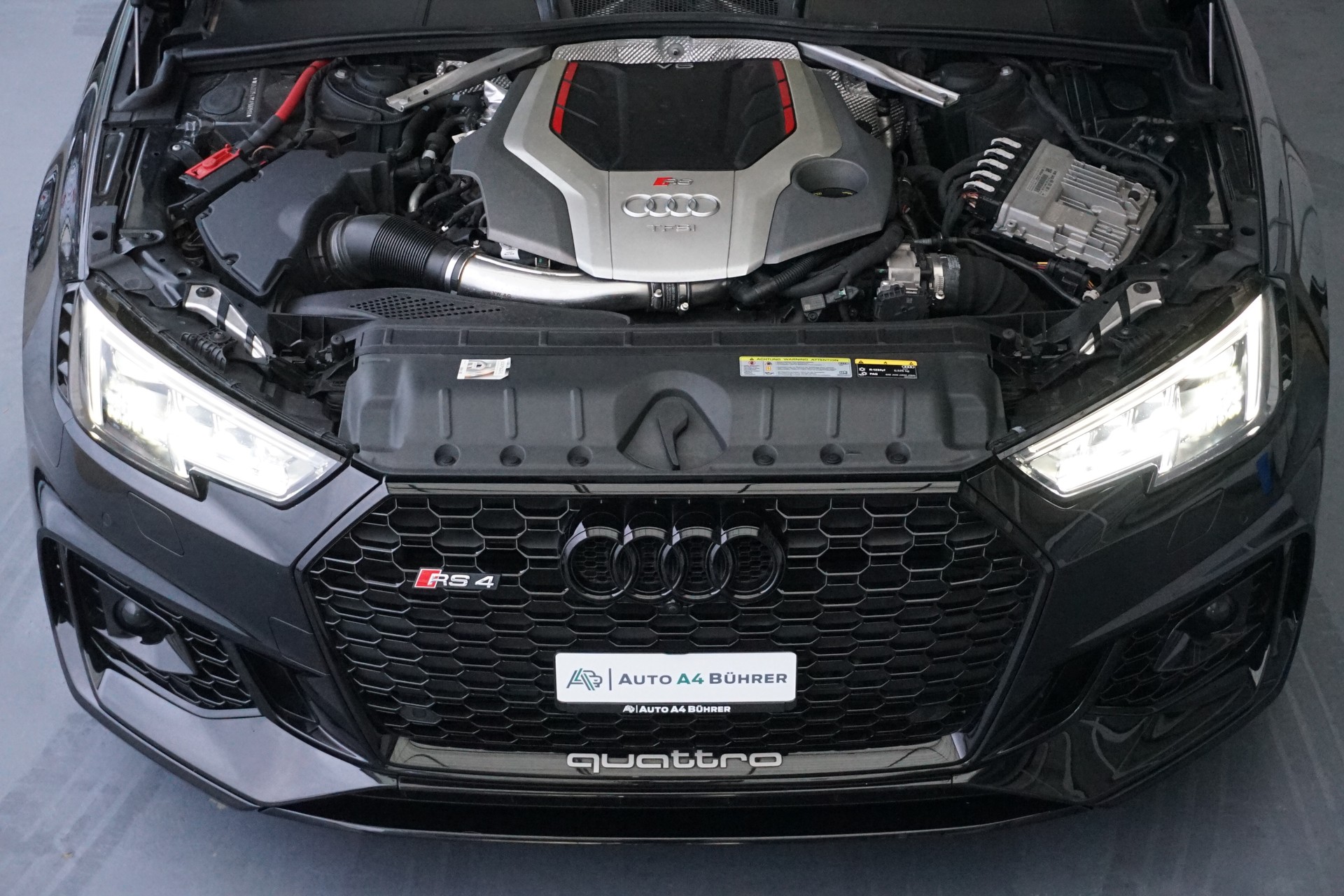 AUDI RS4 Avant 2.9 TFSI quat-image-14
