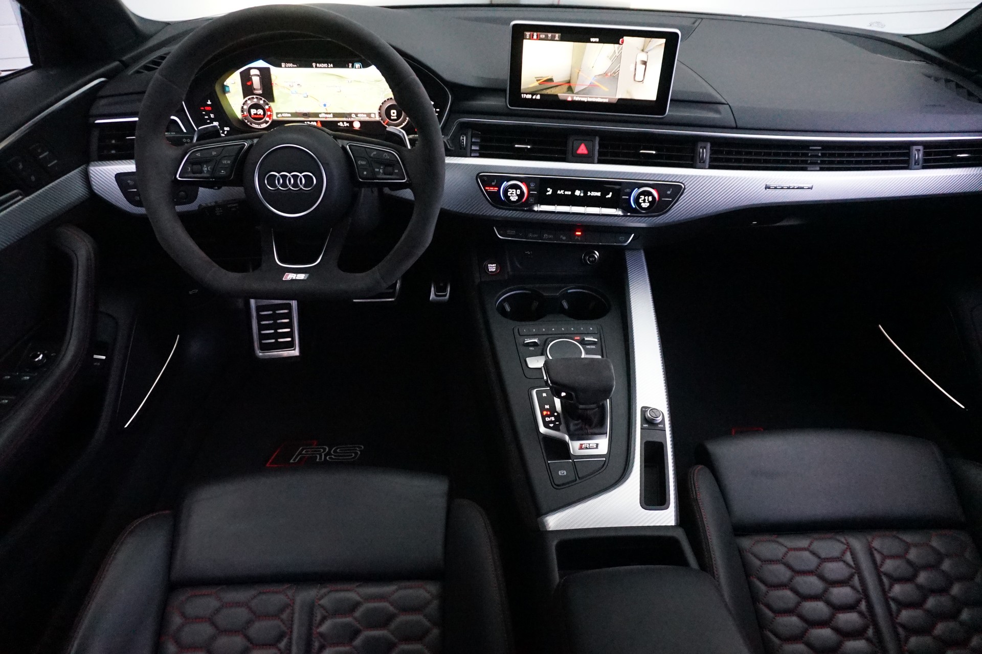 AUDI RS4 Avant 2.9 TFSI quat-image-16