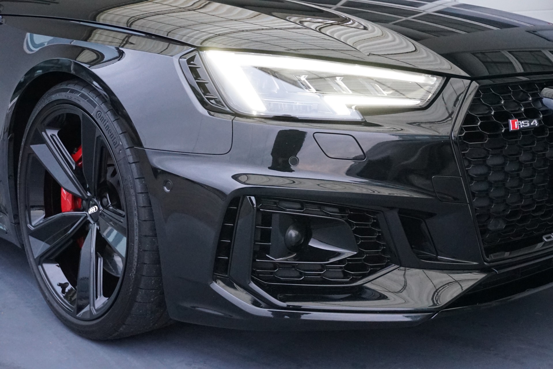 AUDI RS4 Avant 2.9 TFSI quat-image-4
