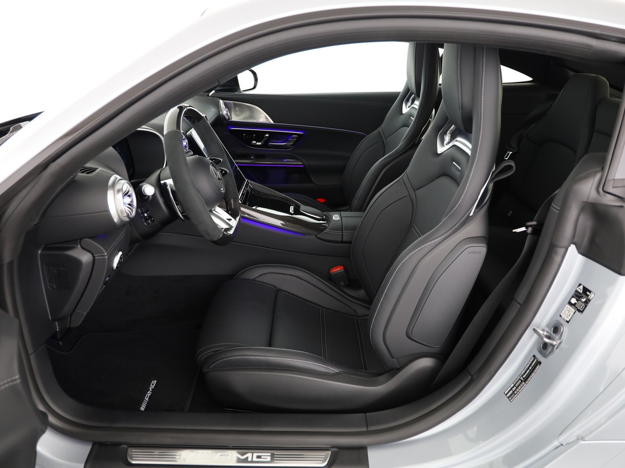 MERCEDES-BENZ AMG GT 63 4Matic+ Executive Edition-image-4