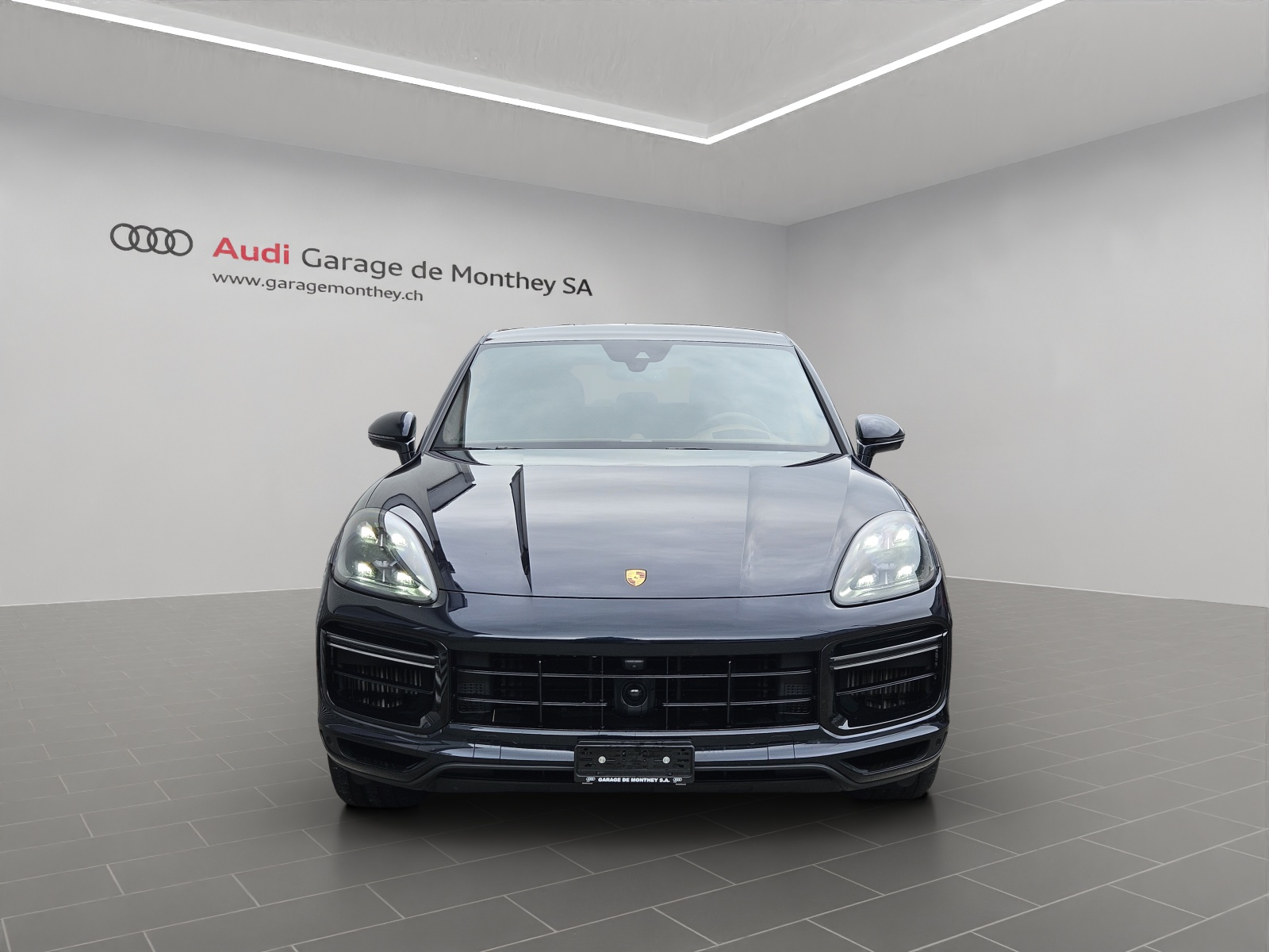 PORSCHE Cayenne Turbo Coupé S E-Hybrid-image-1