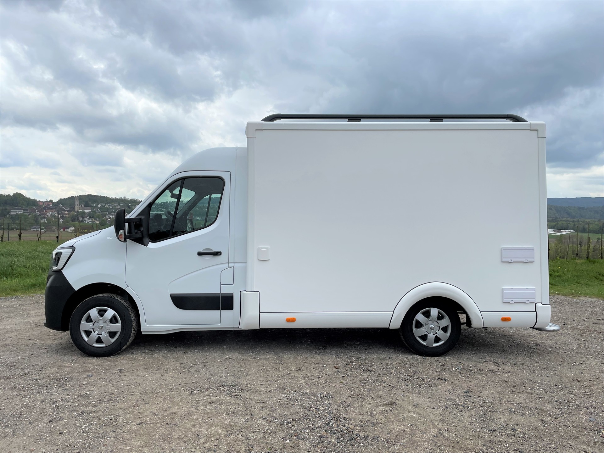 RENAULT Back-Master 330-image-6